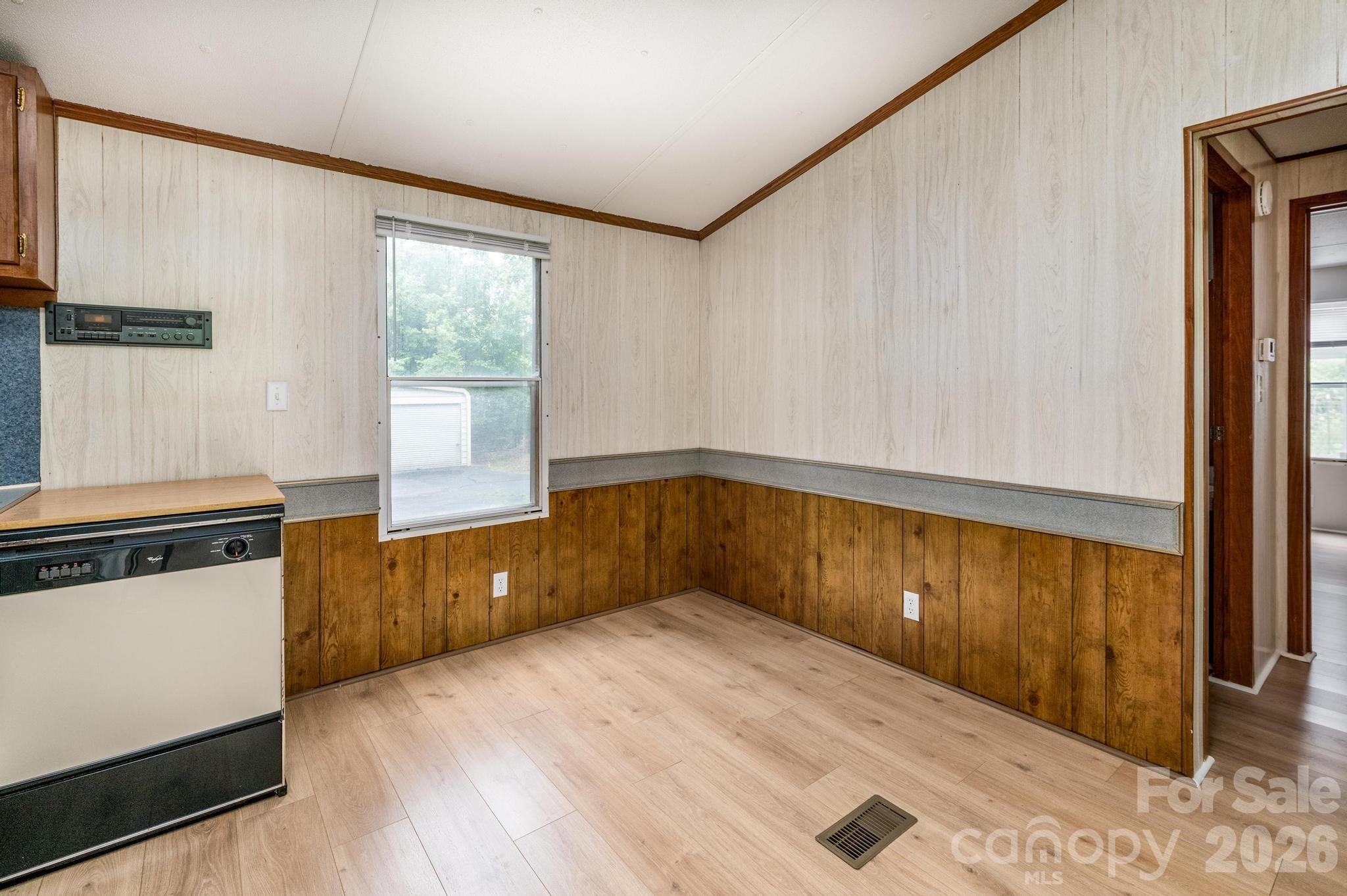 4449 Hickory Highway — Statesville