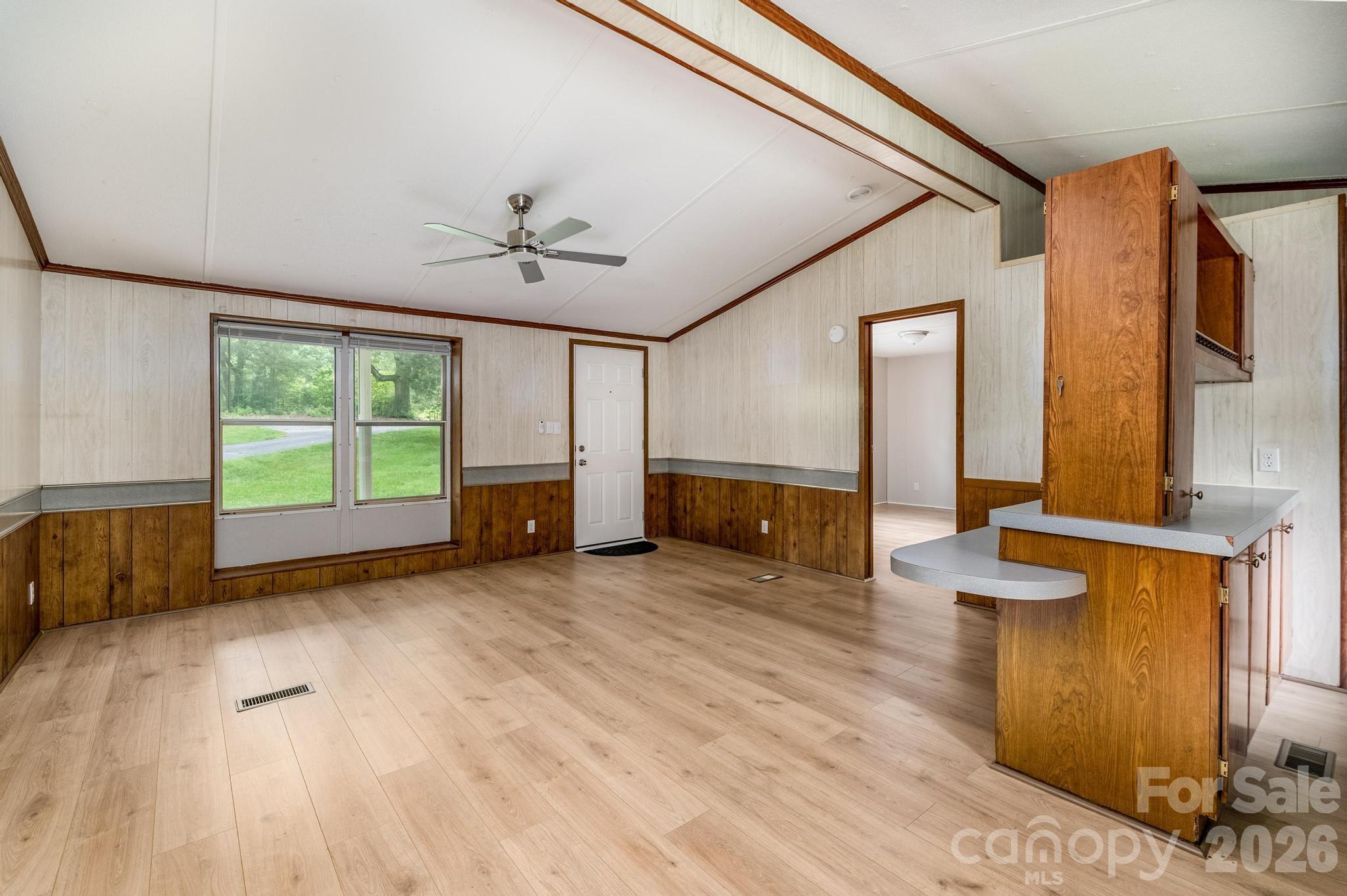 4449 Hickory Highway — Statesville