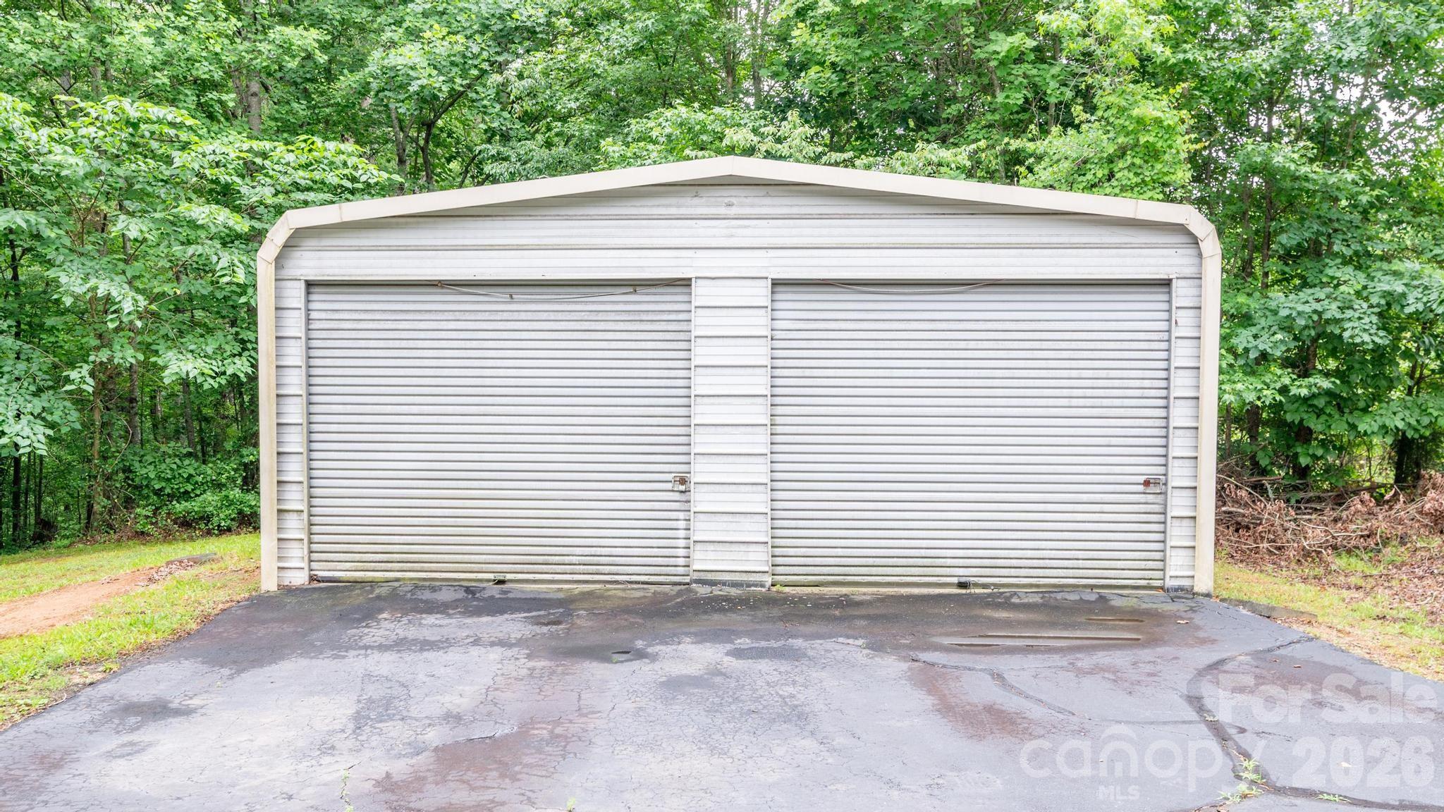 4449 Hickory Highway — Statesville