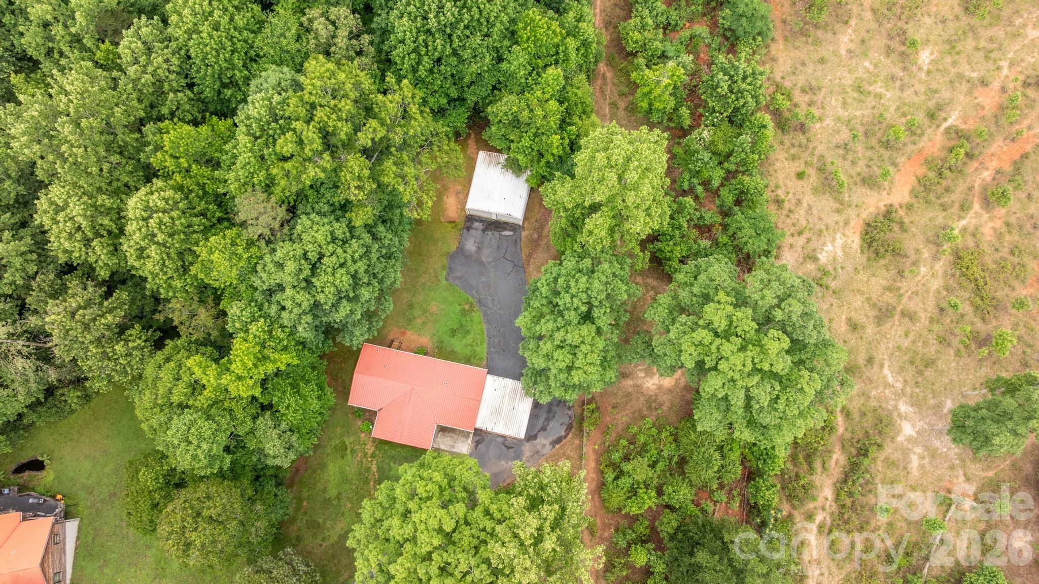 4449 Hickory Highway — Statesville