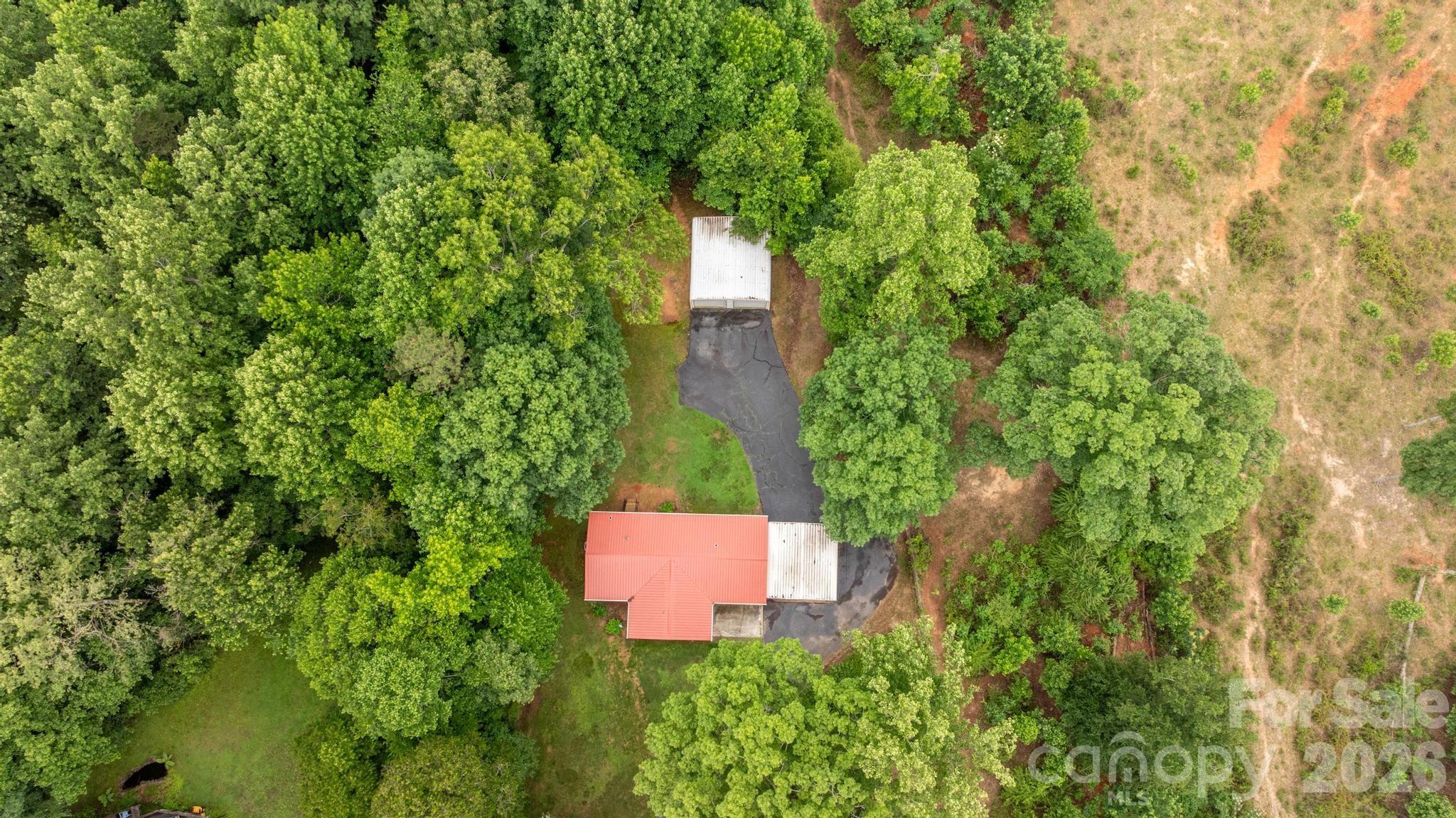 4449 Hickory Highway — Statesville