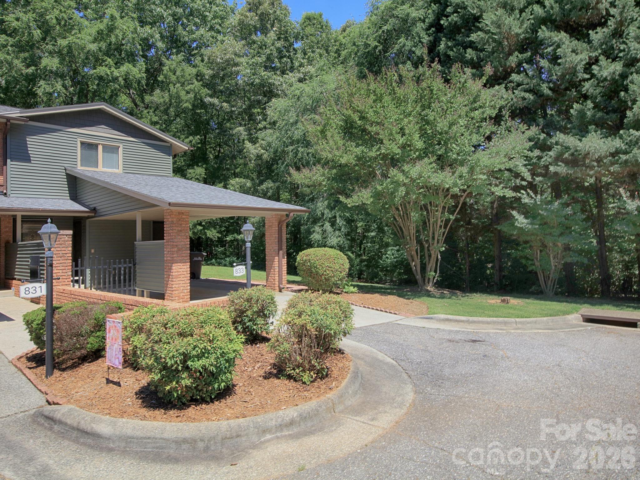 833 Coventry Lane — Statesville