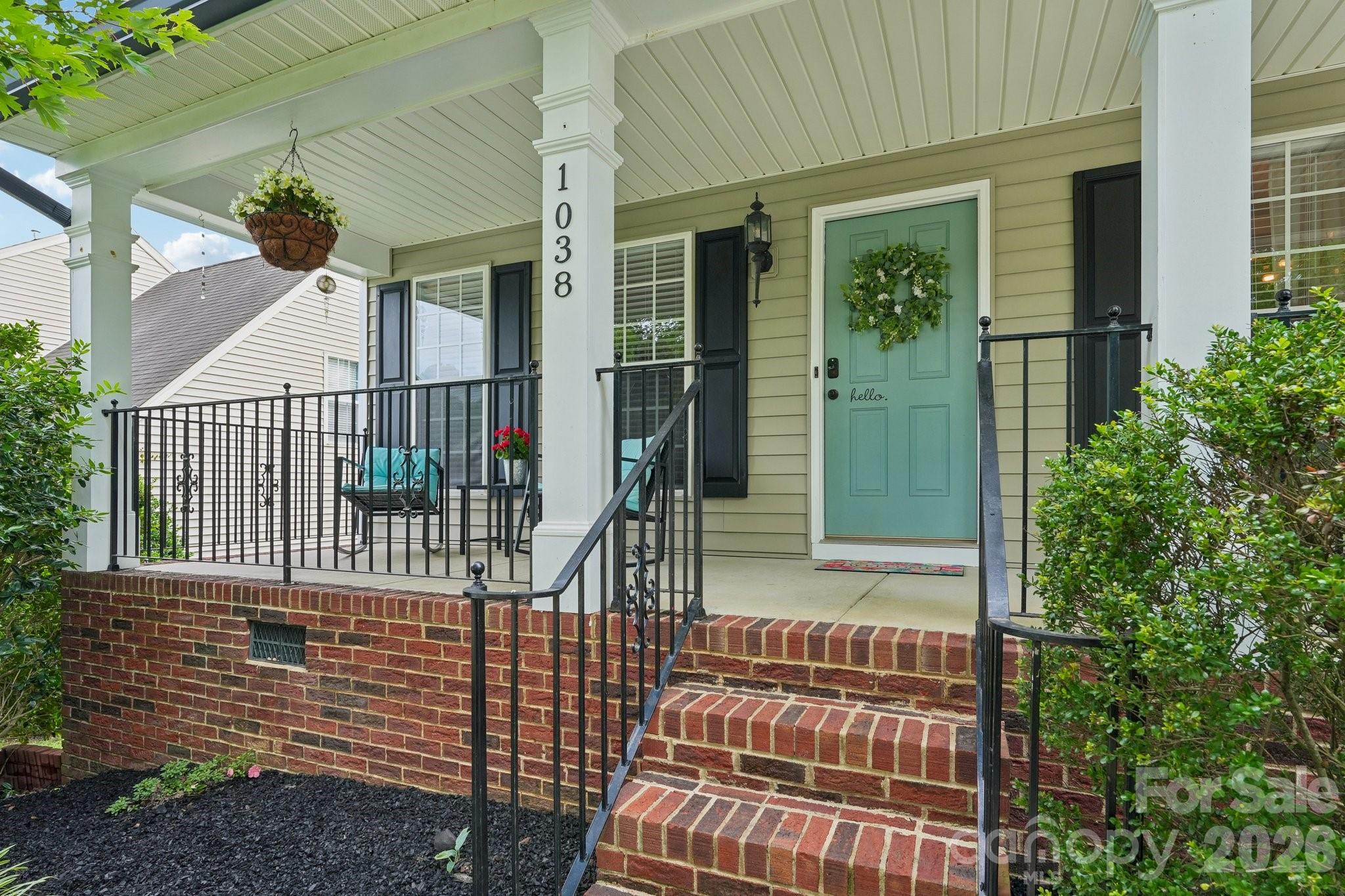1038 Pepperwood Place — Lake Wylie