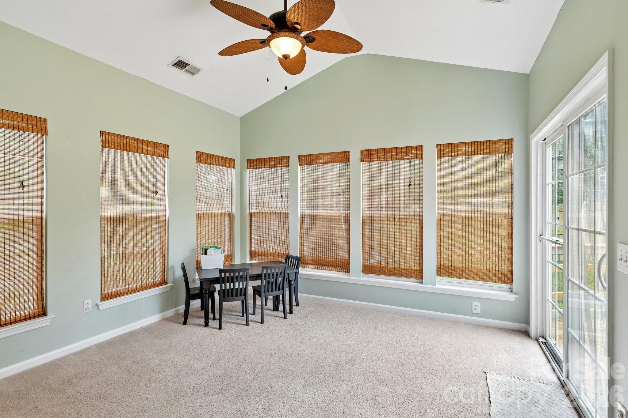 1038 Pepperwood Place — Lake Wylie
