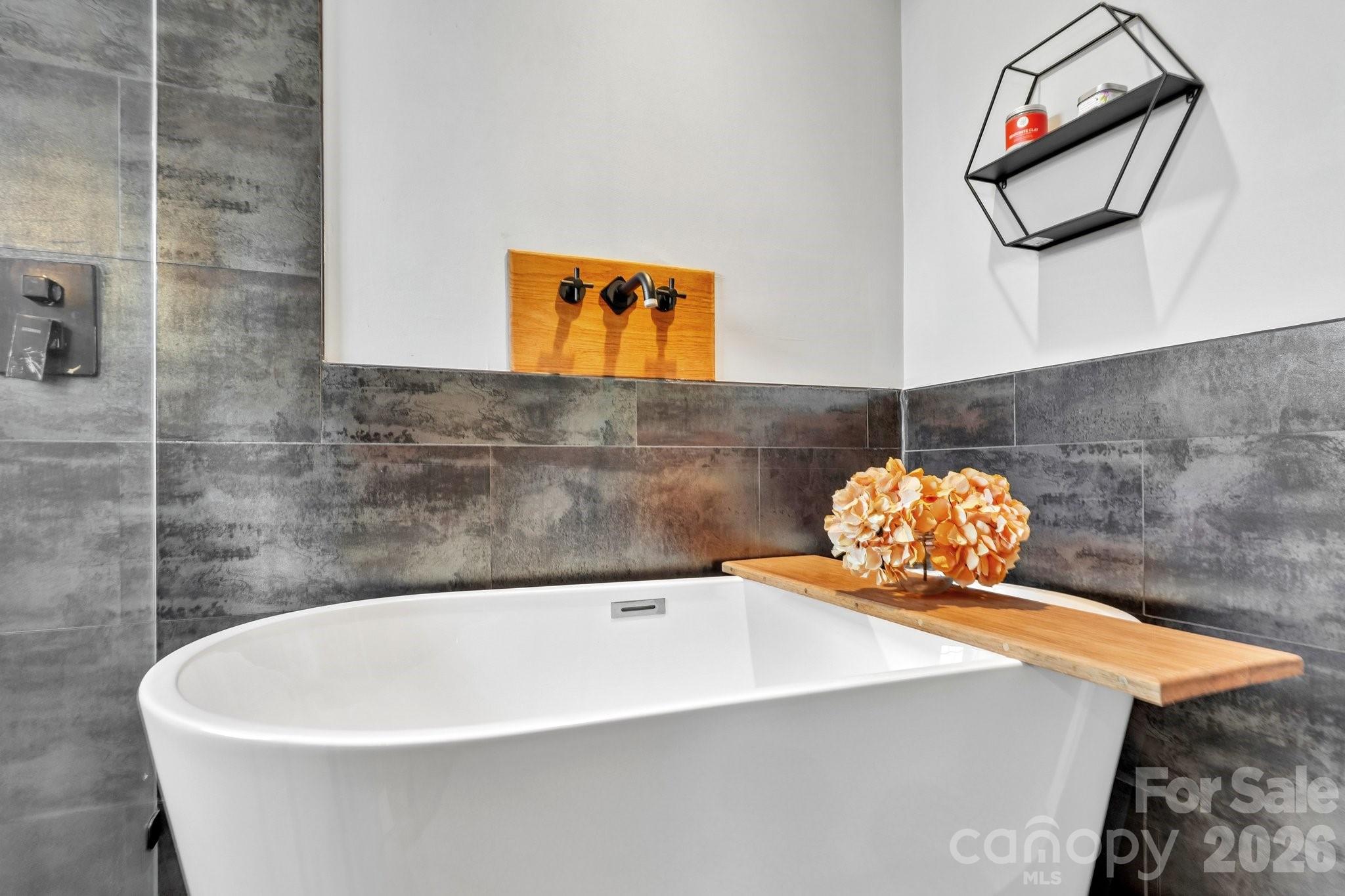 1038 Pepperwood Place — Lake Wylie