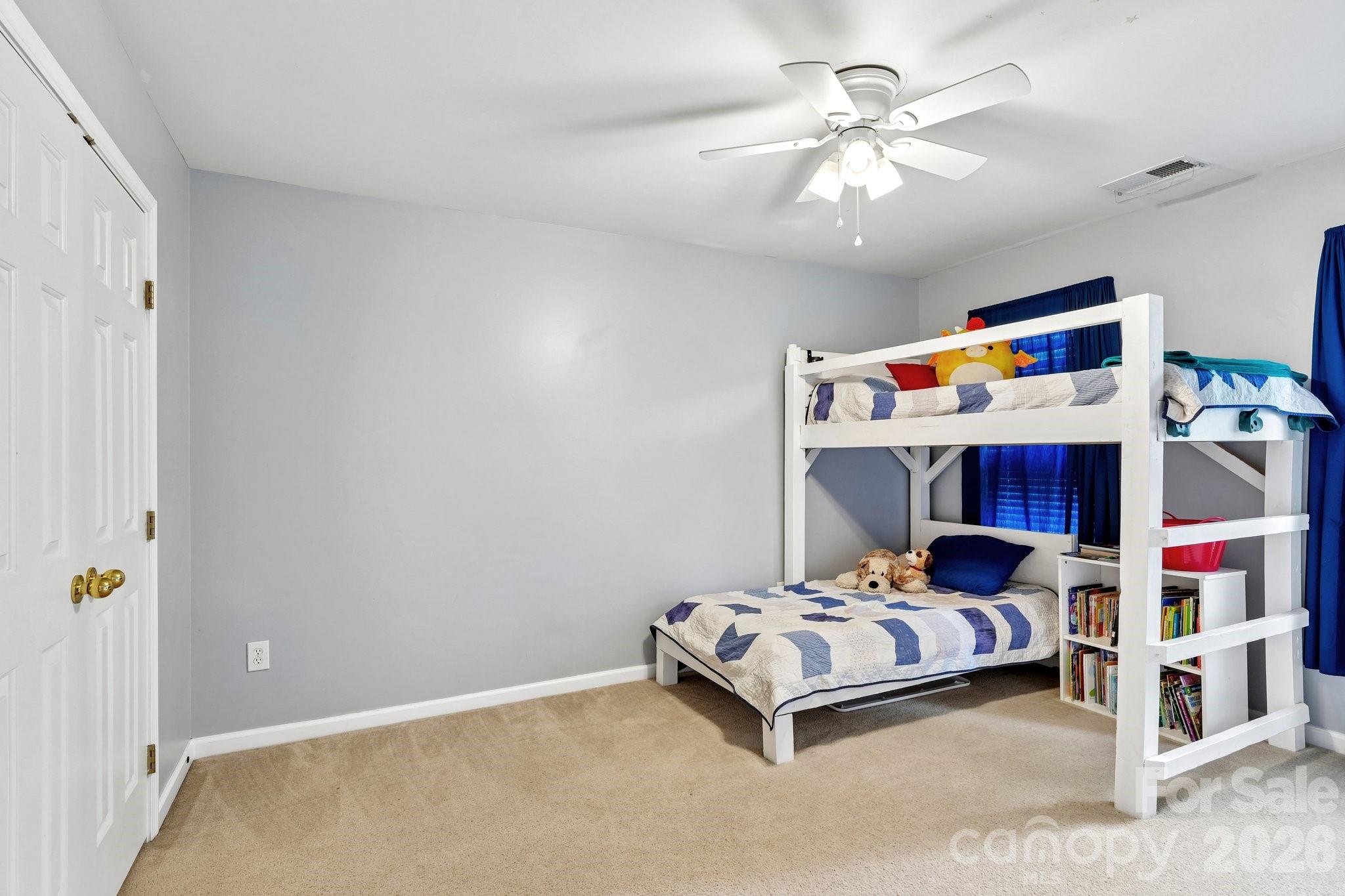 1038 Pepperwood Place — Lake Wylie