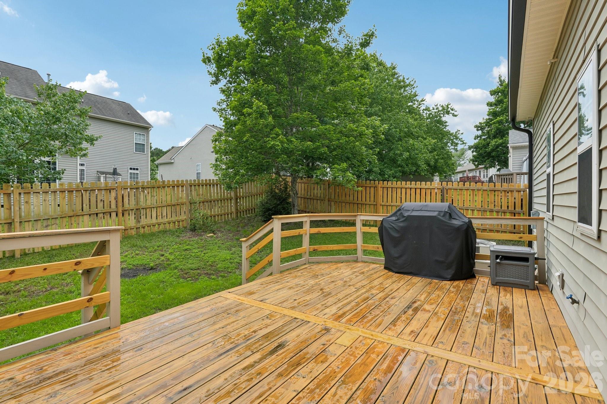 1038 Pepperwood Place — Lake Wylie
