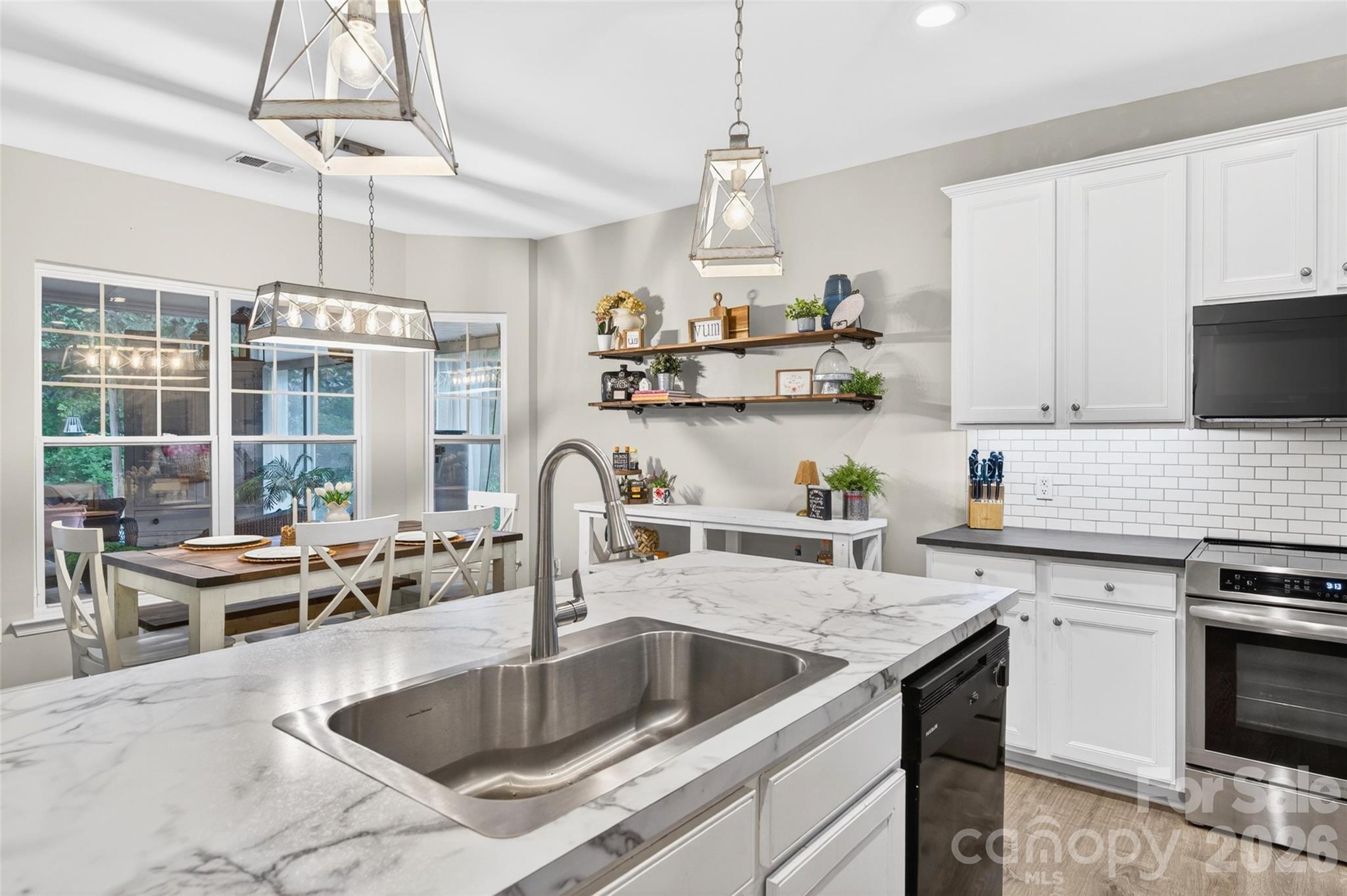 9834 Dominion Crest Drive — Charlotte