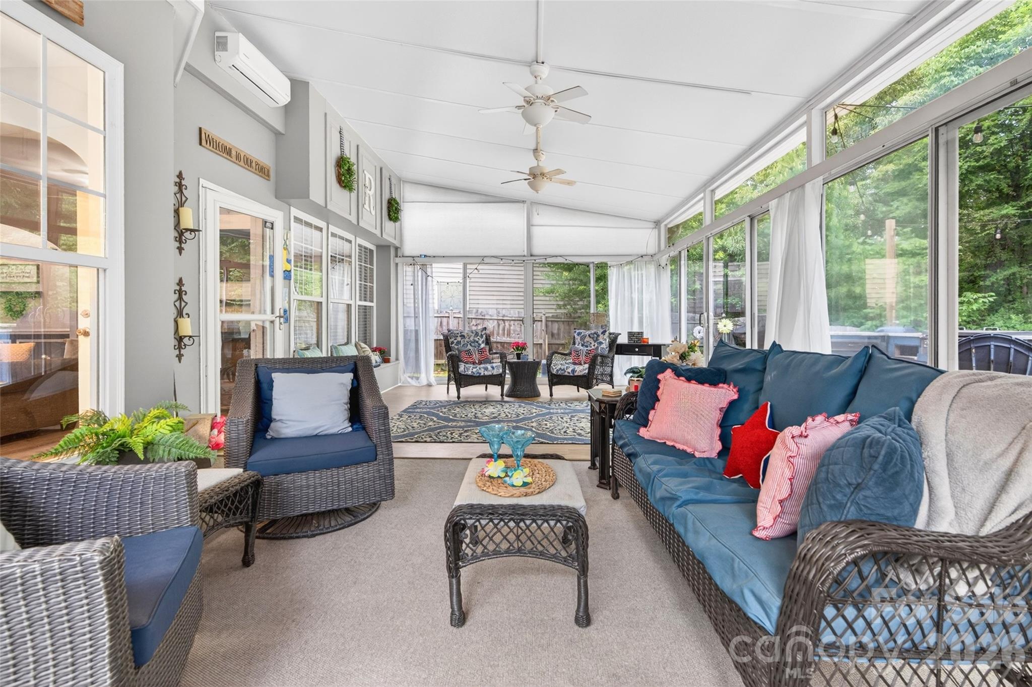 9834 Dominion Crest Drive — Charlotte