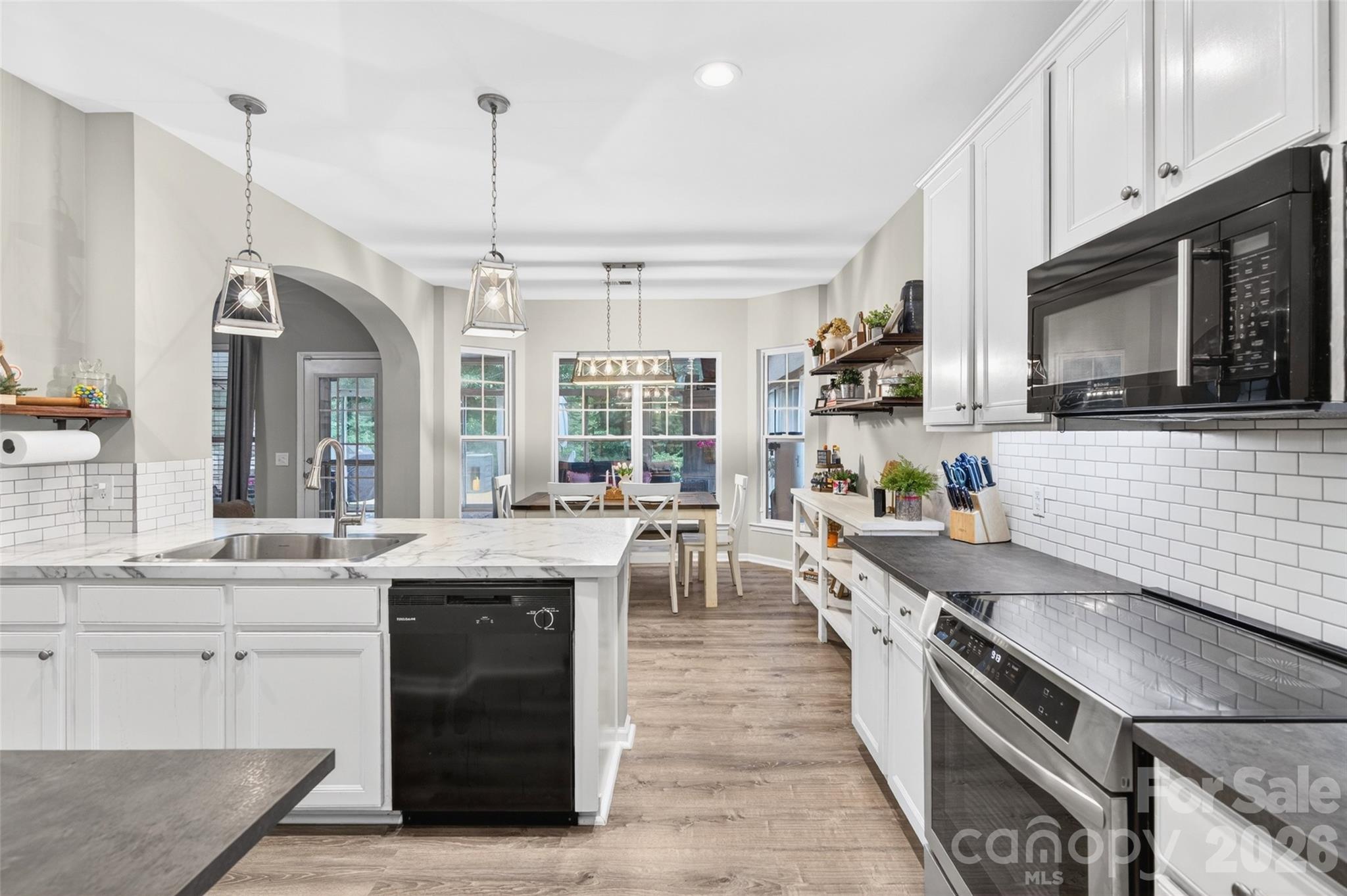 9834 Dominion Crest Drive — Charlotte