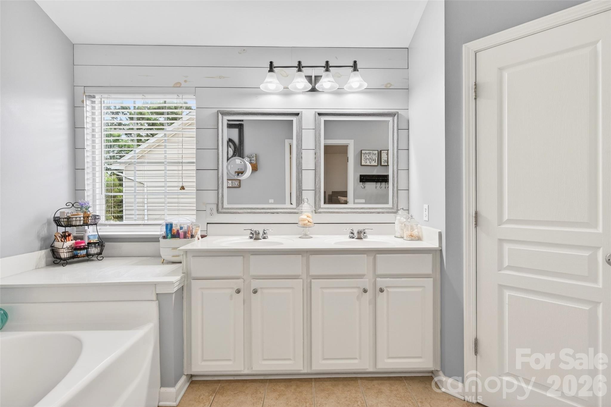 9834 Dominion Crest Drive — Charlotte
