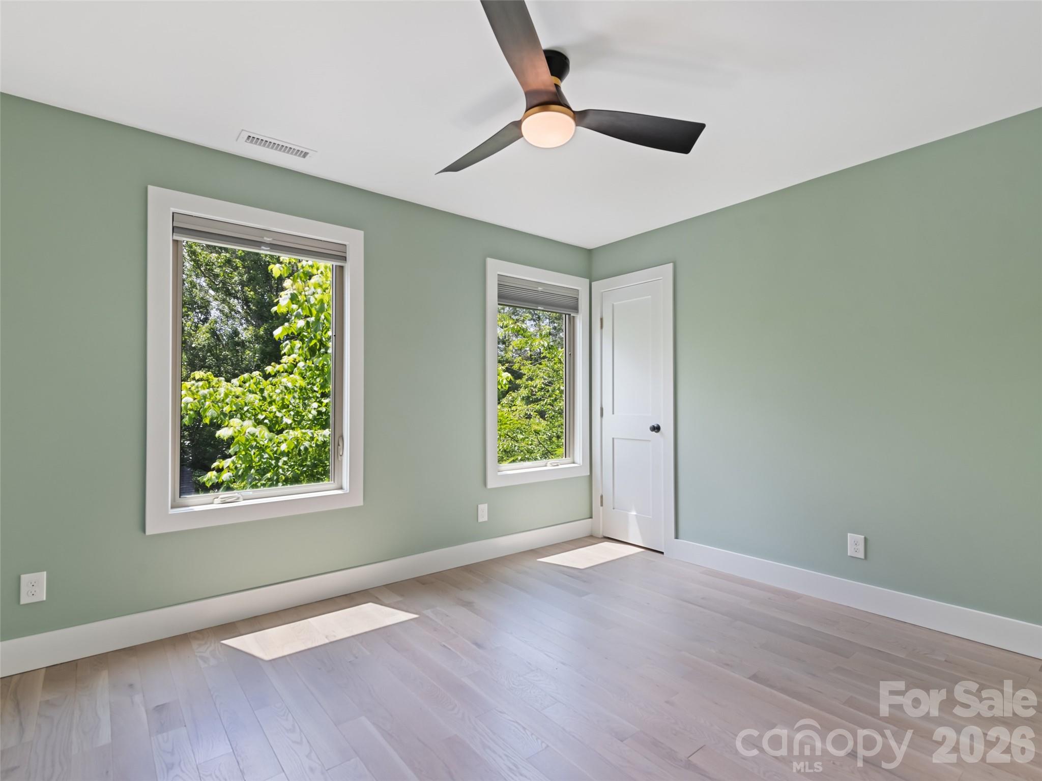 10 Pruitt Street — Asheville