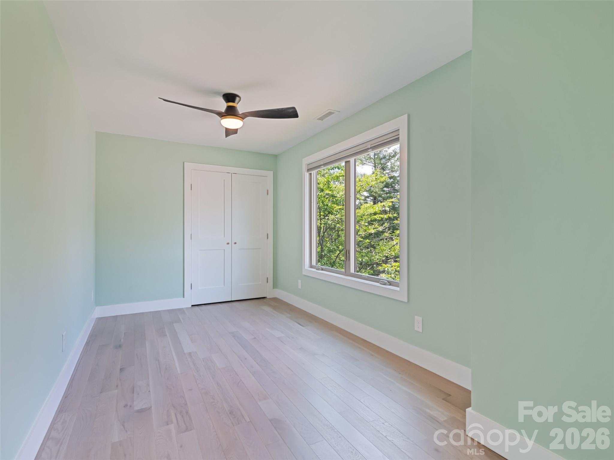 10 Pruitt Street — Asheville