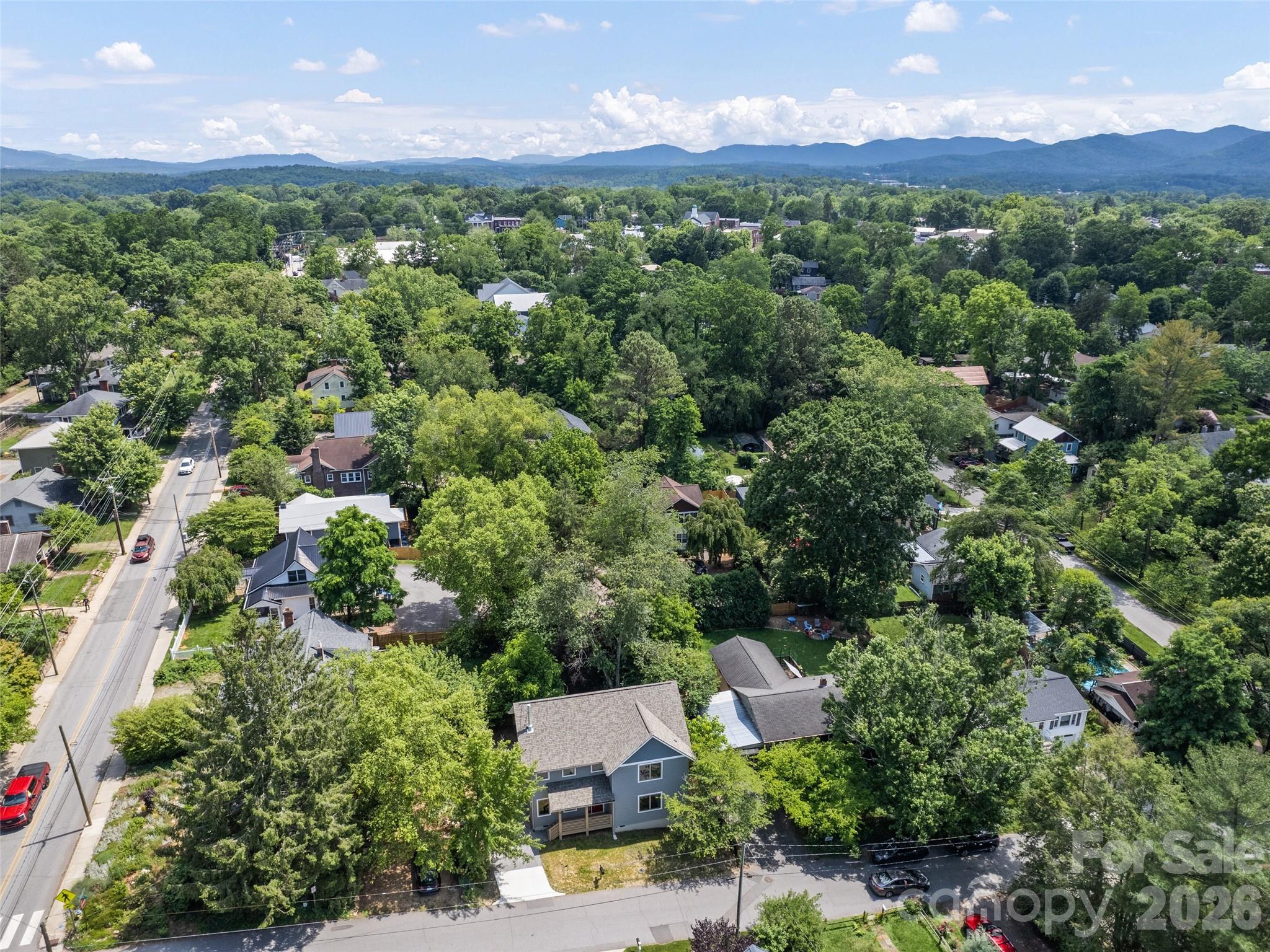 10 Pruitt Street — Asheville
