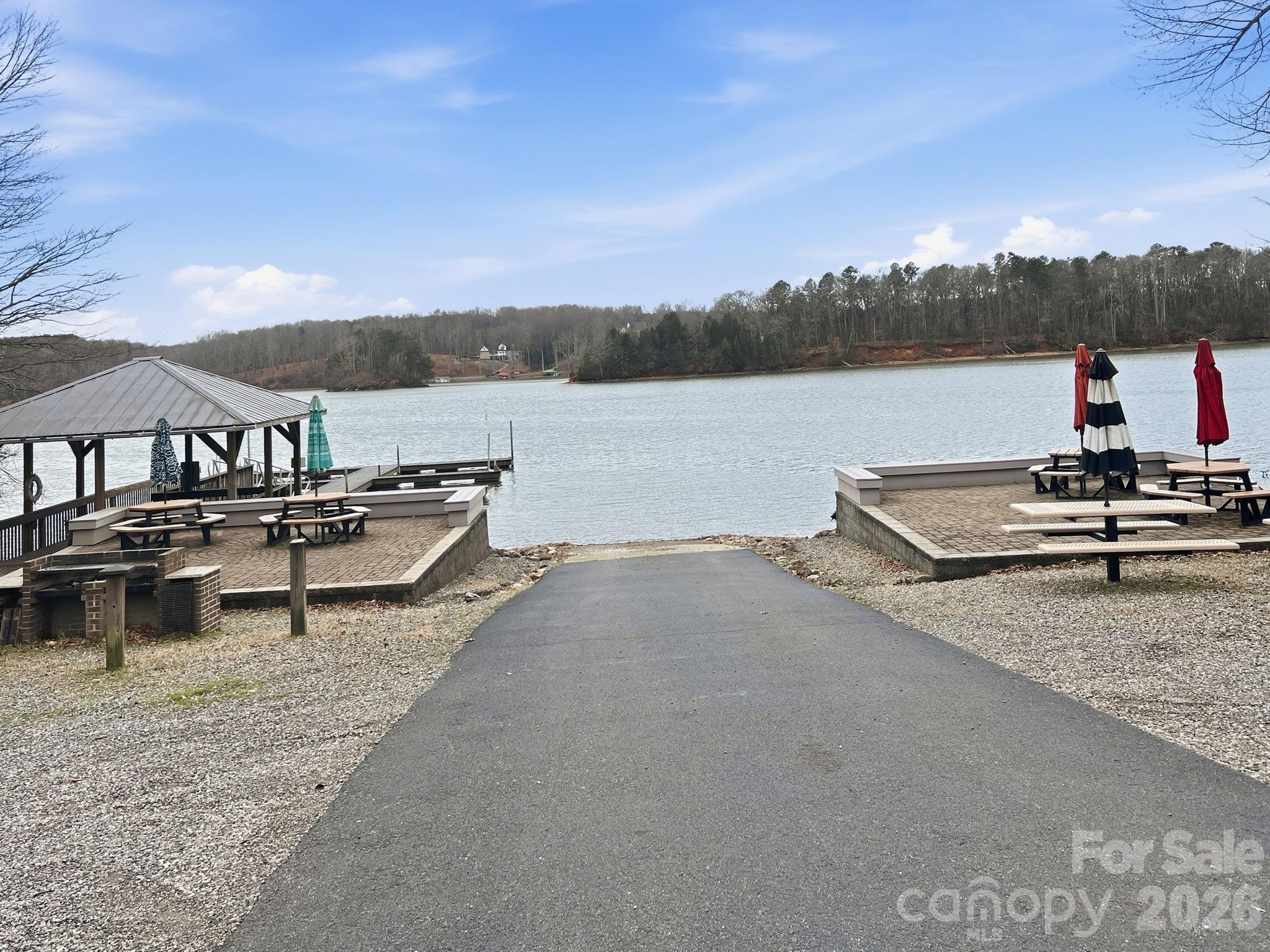 128 Laurel Ridge Drive — Statesville