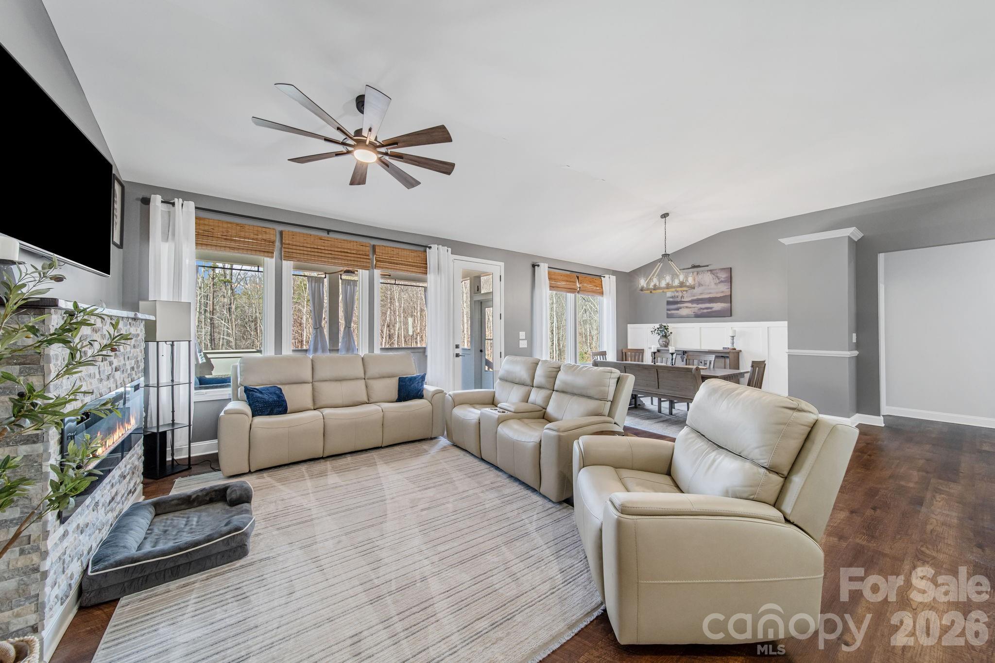 128 Laurel Ridge Drive — Statesville