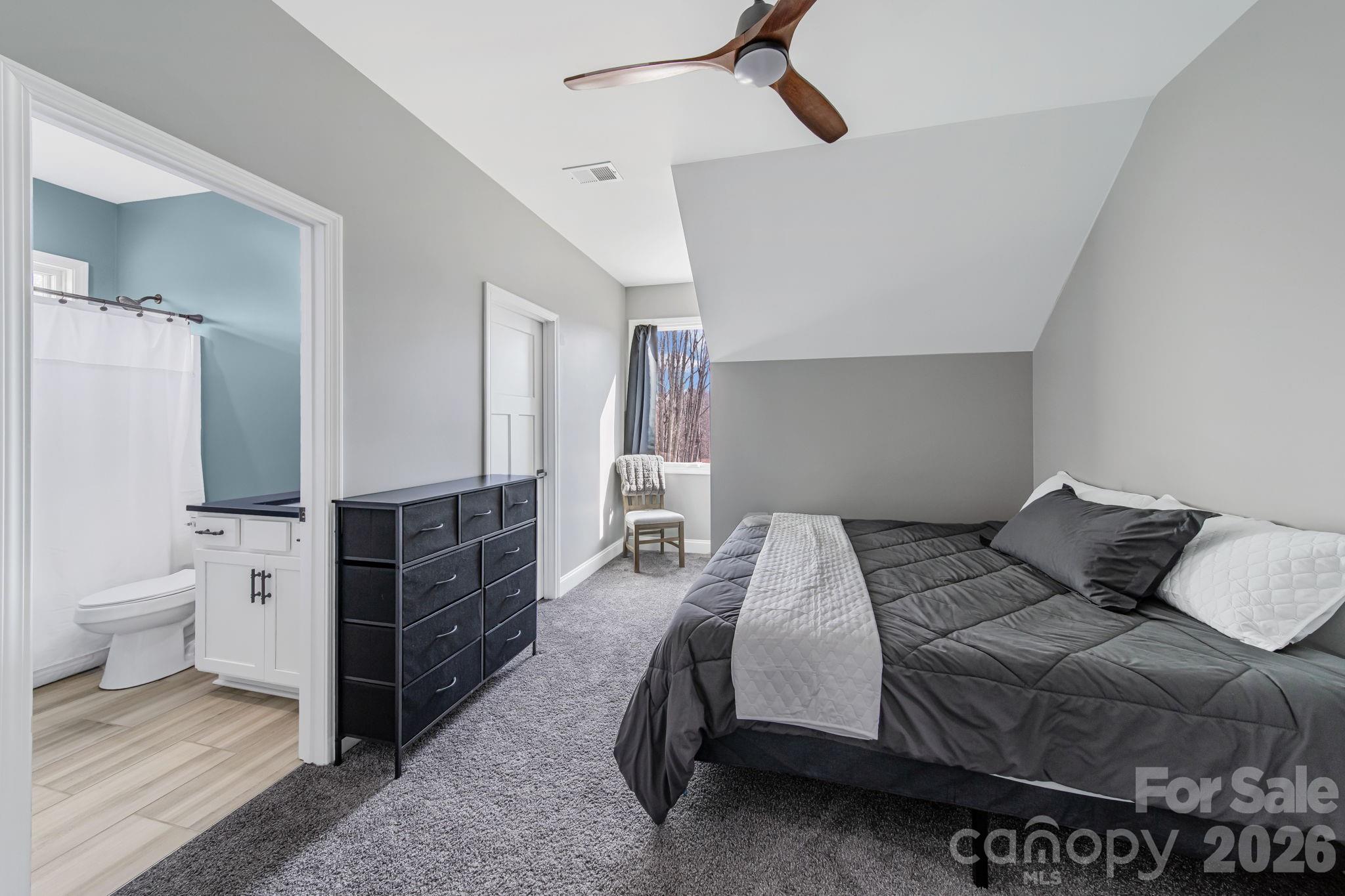 128 Laurel Ridge Drive — Statesville