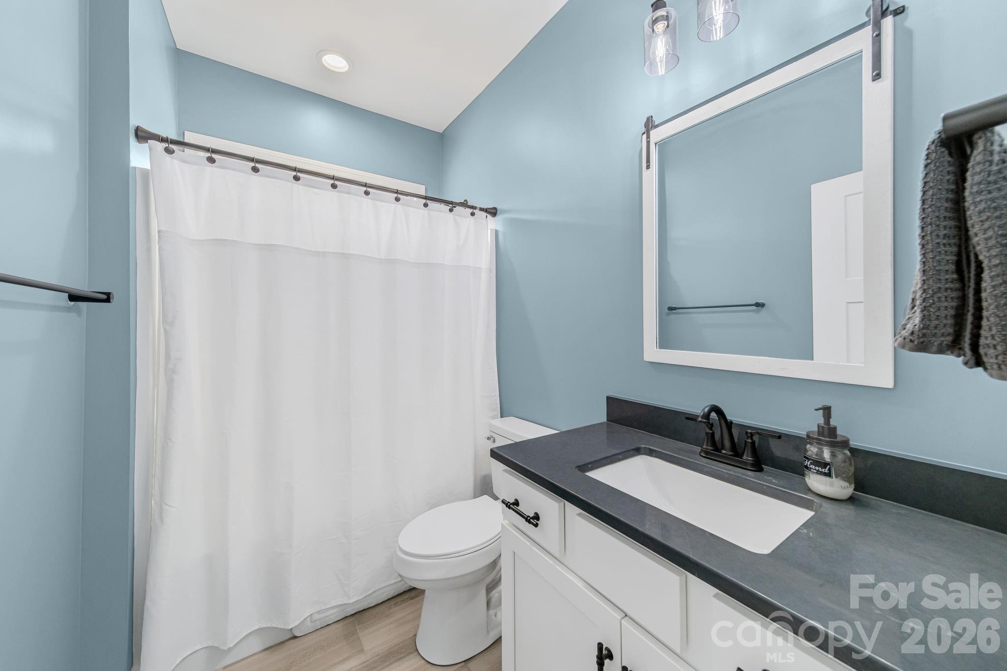 128 Laurel Ridge Drive — Statesville
