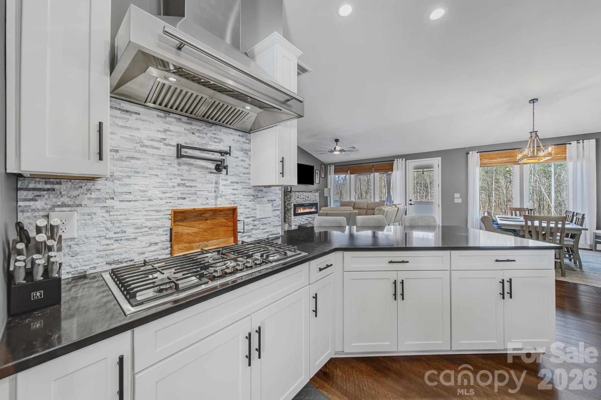 128 Laurel Ridge Drive — Statesville
