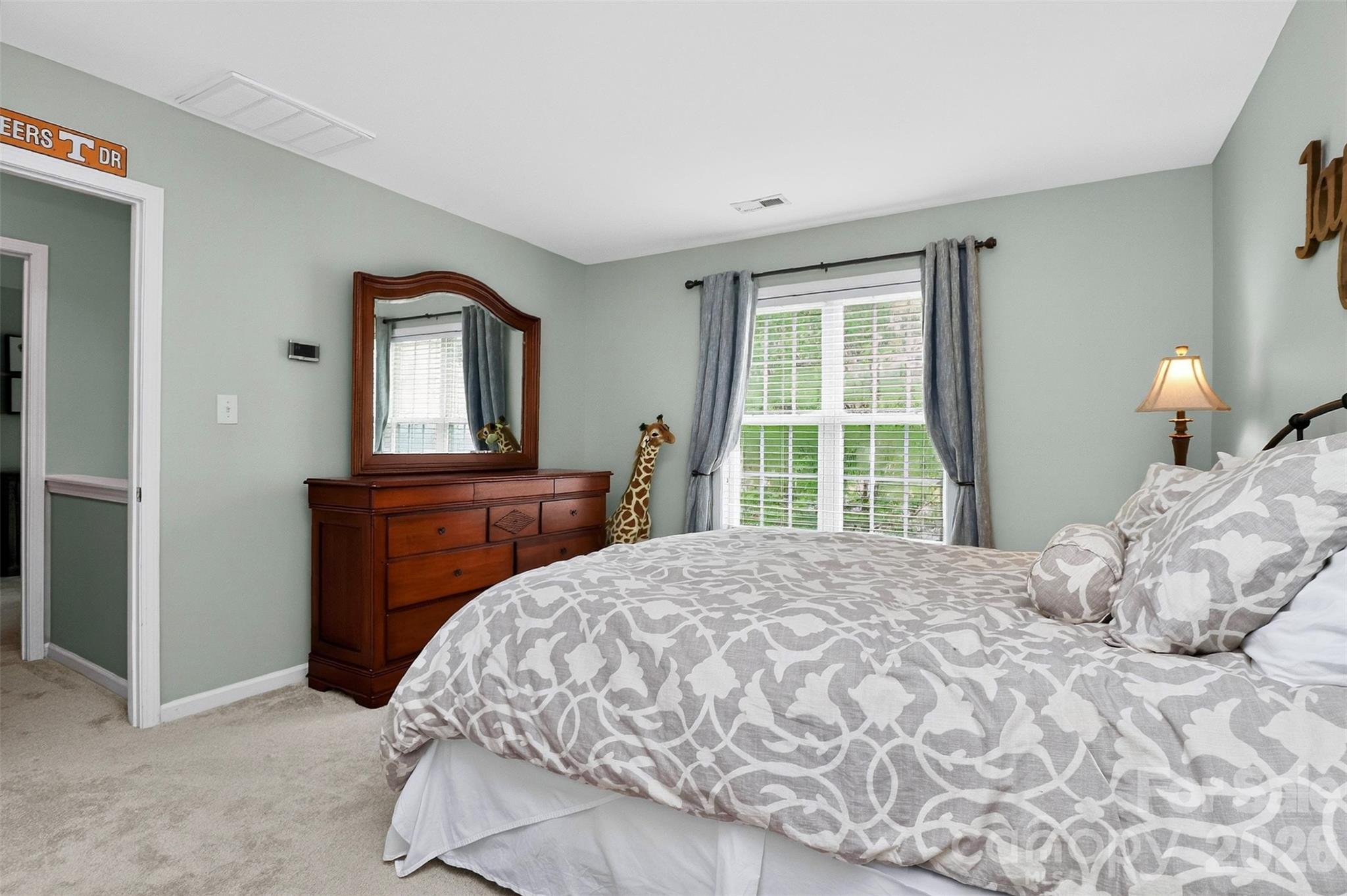 11816 Pheasant Lane — Charlotte