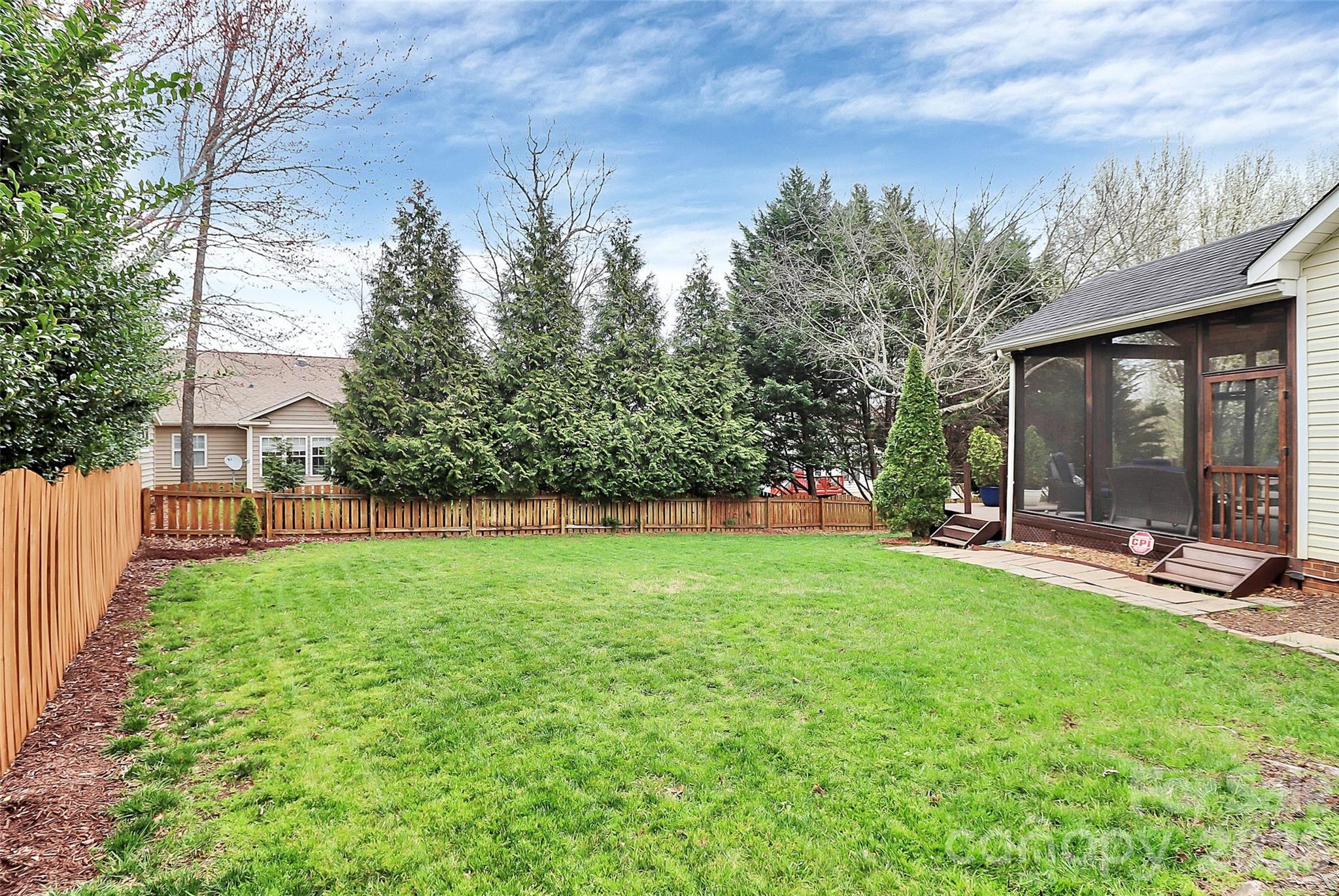 11816 Pheasant Lane — Charlotte