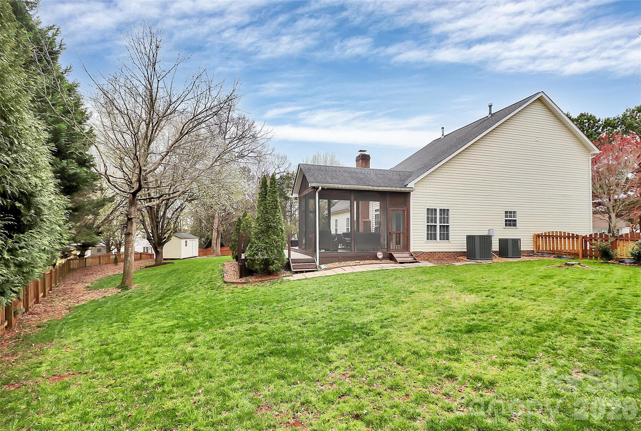 11816 Pheasant Lane — Charlotte