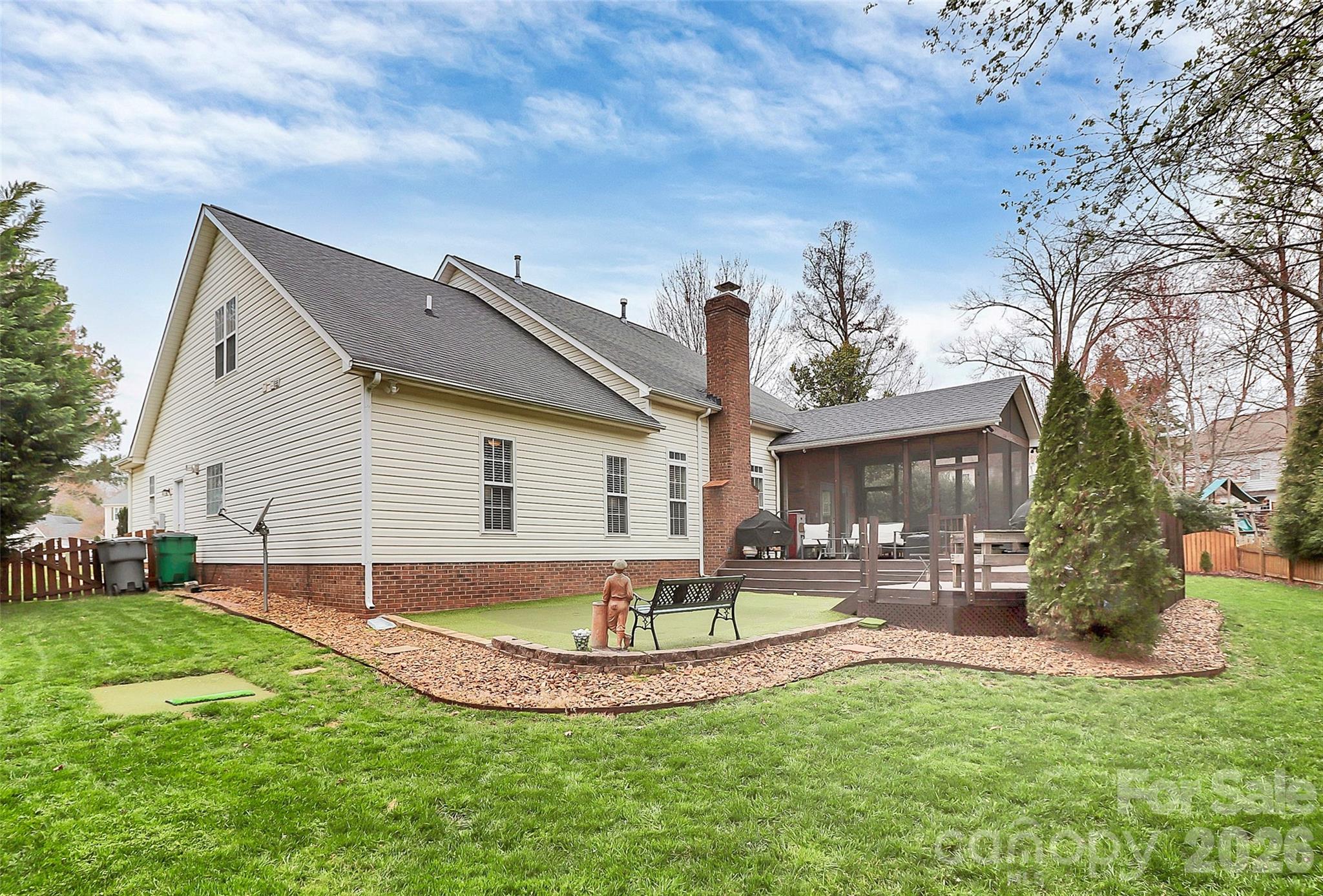 11816 Pheasant Lane — Charlotte