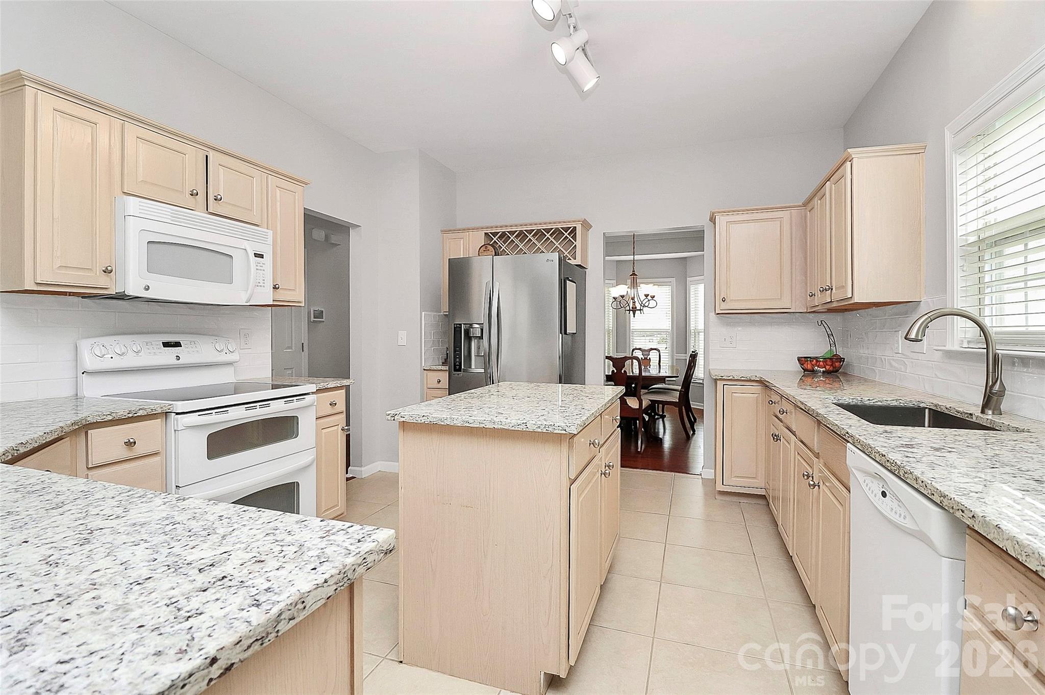 11816 Pheasant Lane — Charlotte