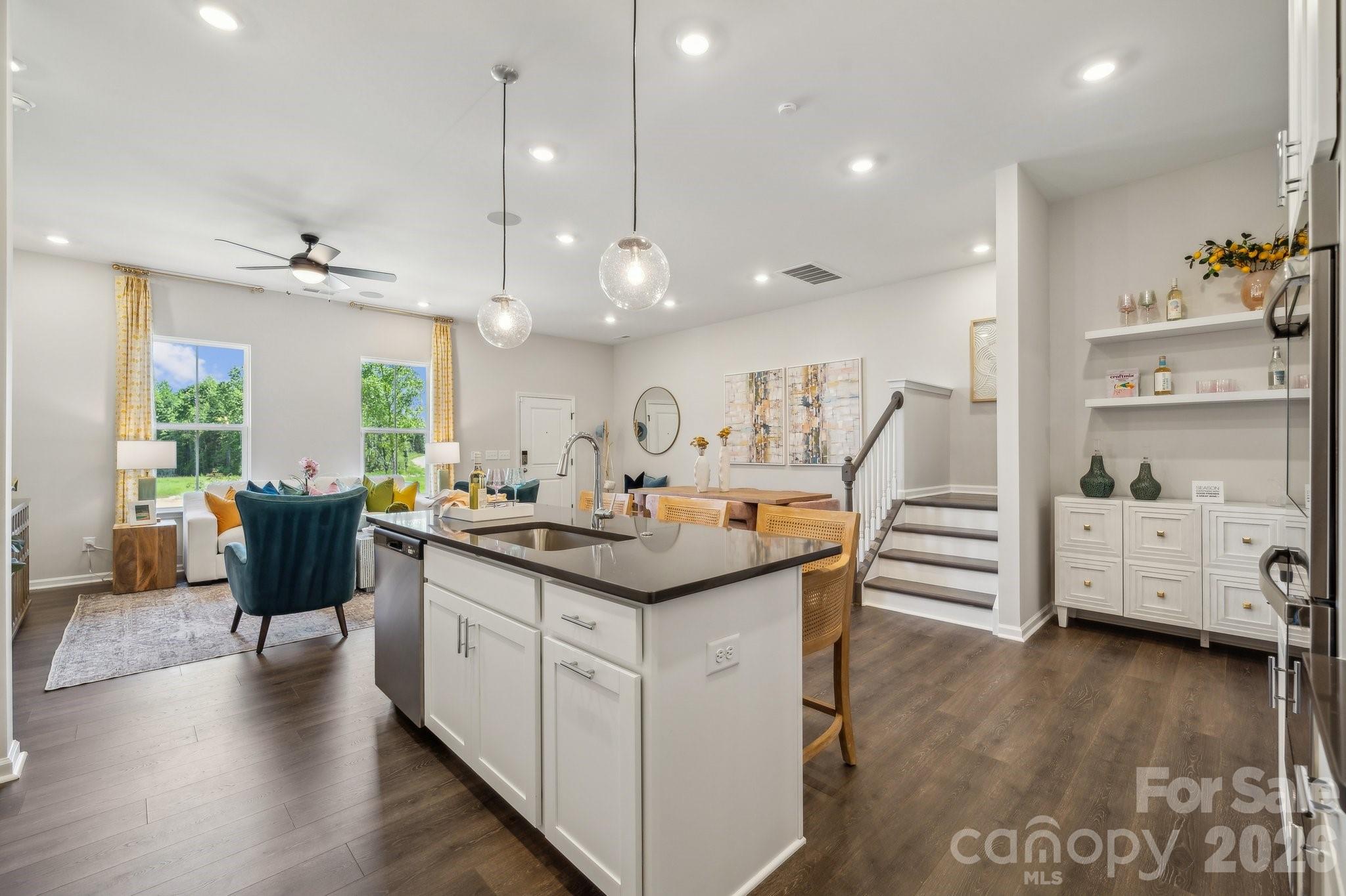 21245 Lake Run Drive — Charlotte