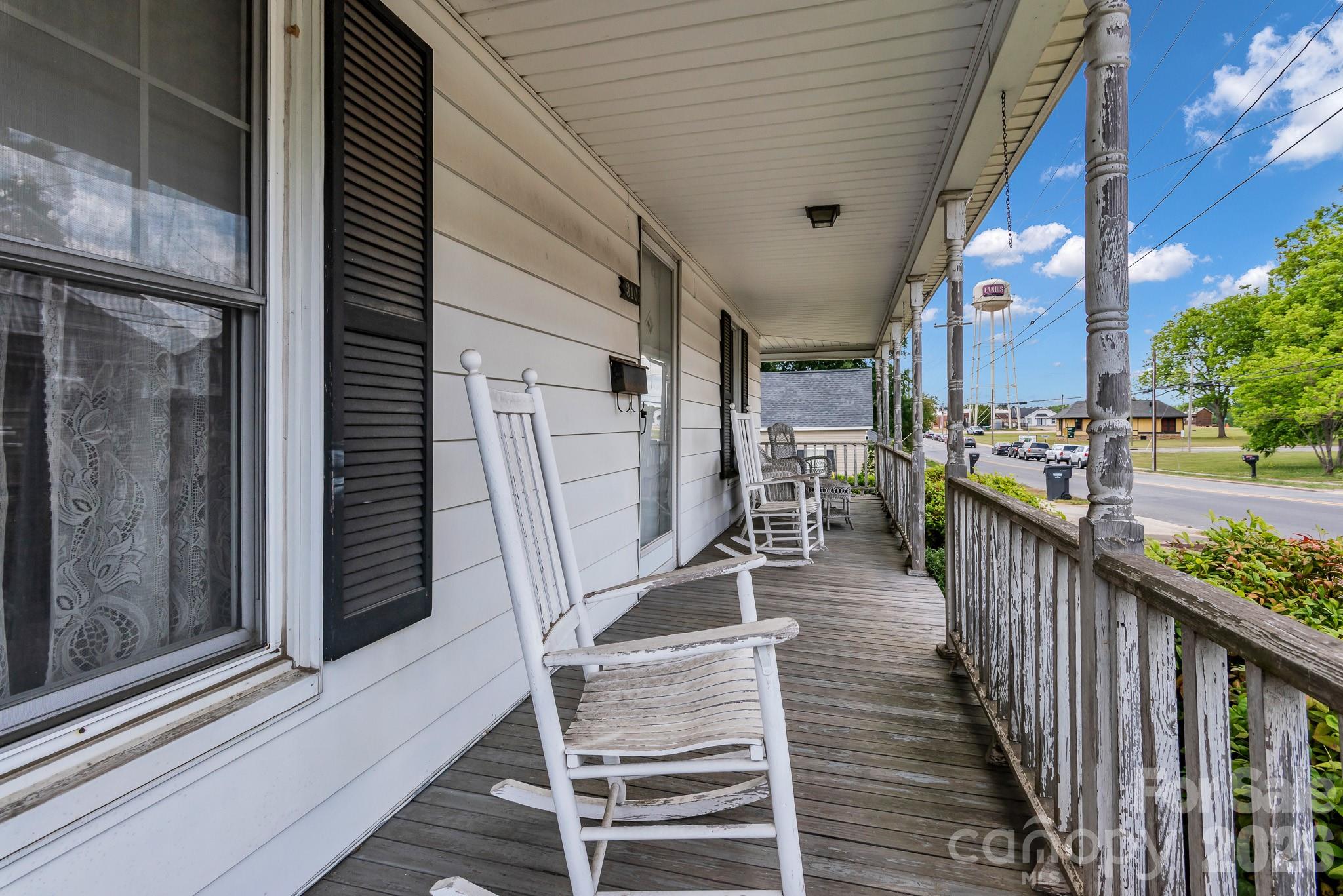 310 E Ryder Avenue — Landis