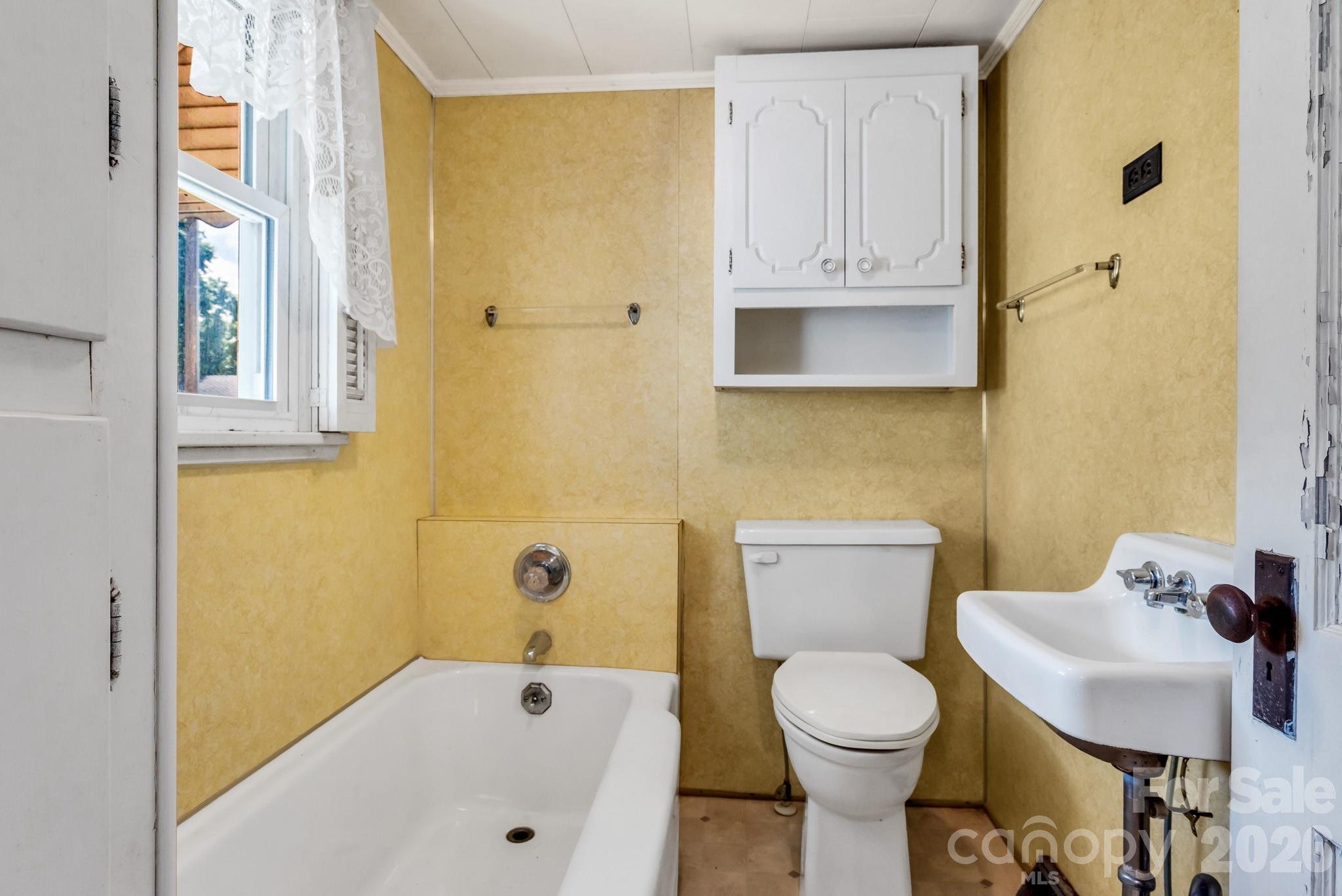 310 E Ryder Avenue — Landis