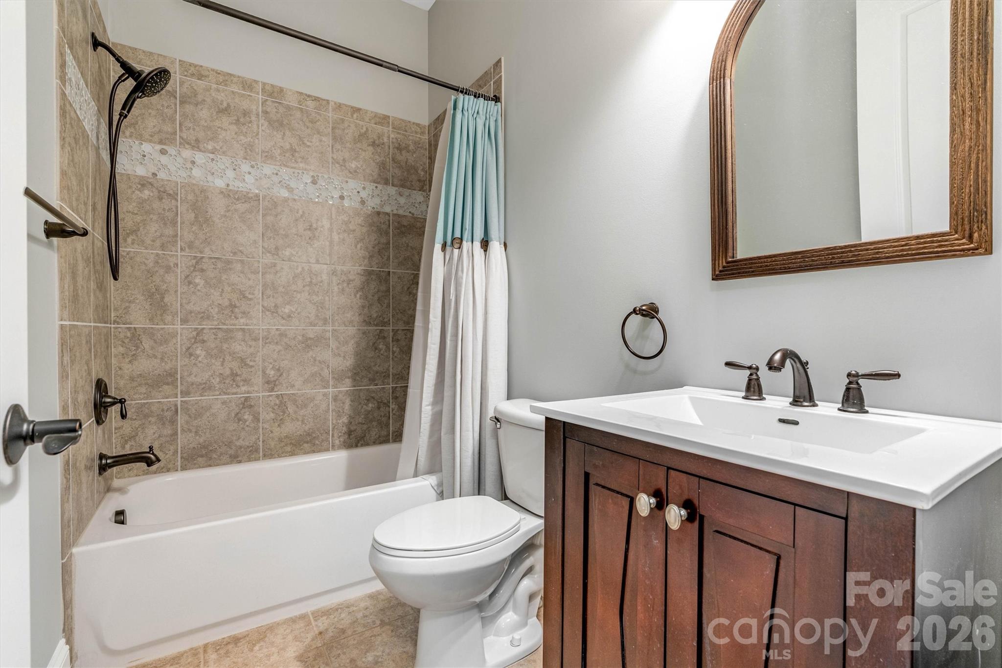 108 Heron Cove Drive — Mount Holly