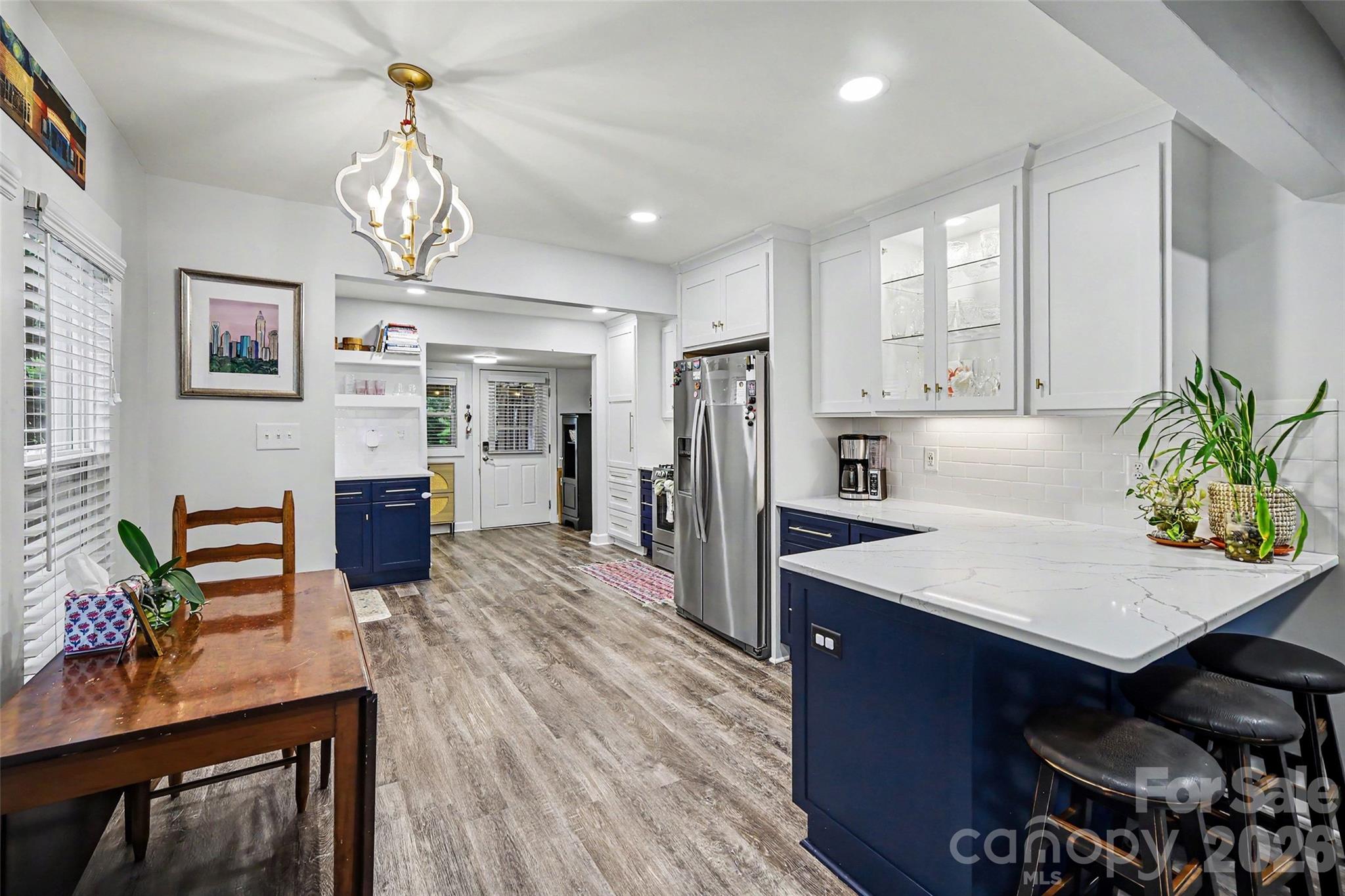1528 S Point Road — Belmont