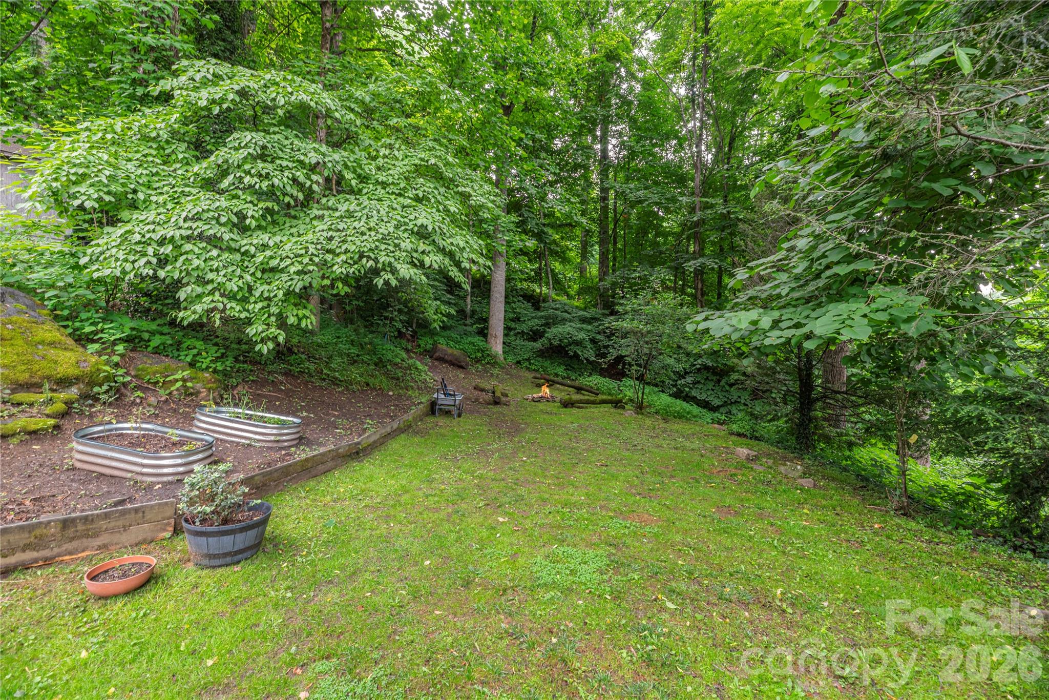 100 Bristol Lane — Maggie Valley