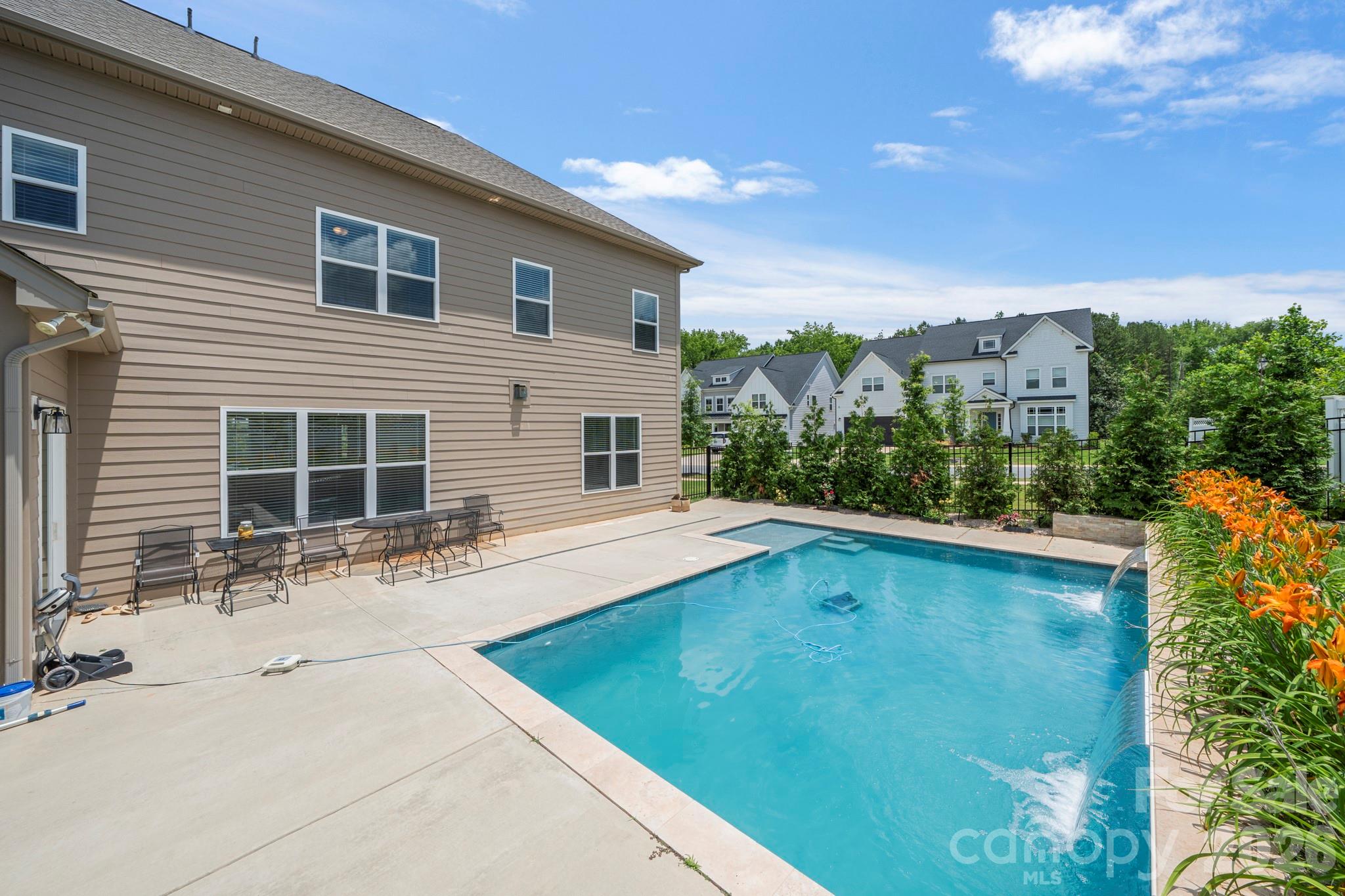 5005 Alexander Manor Drive — Charlotte