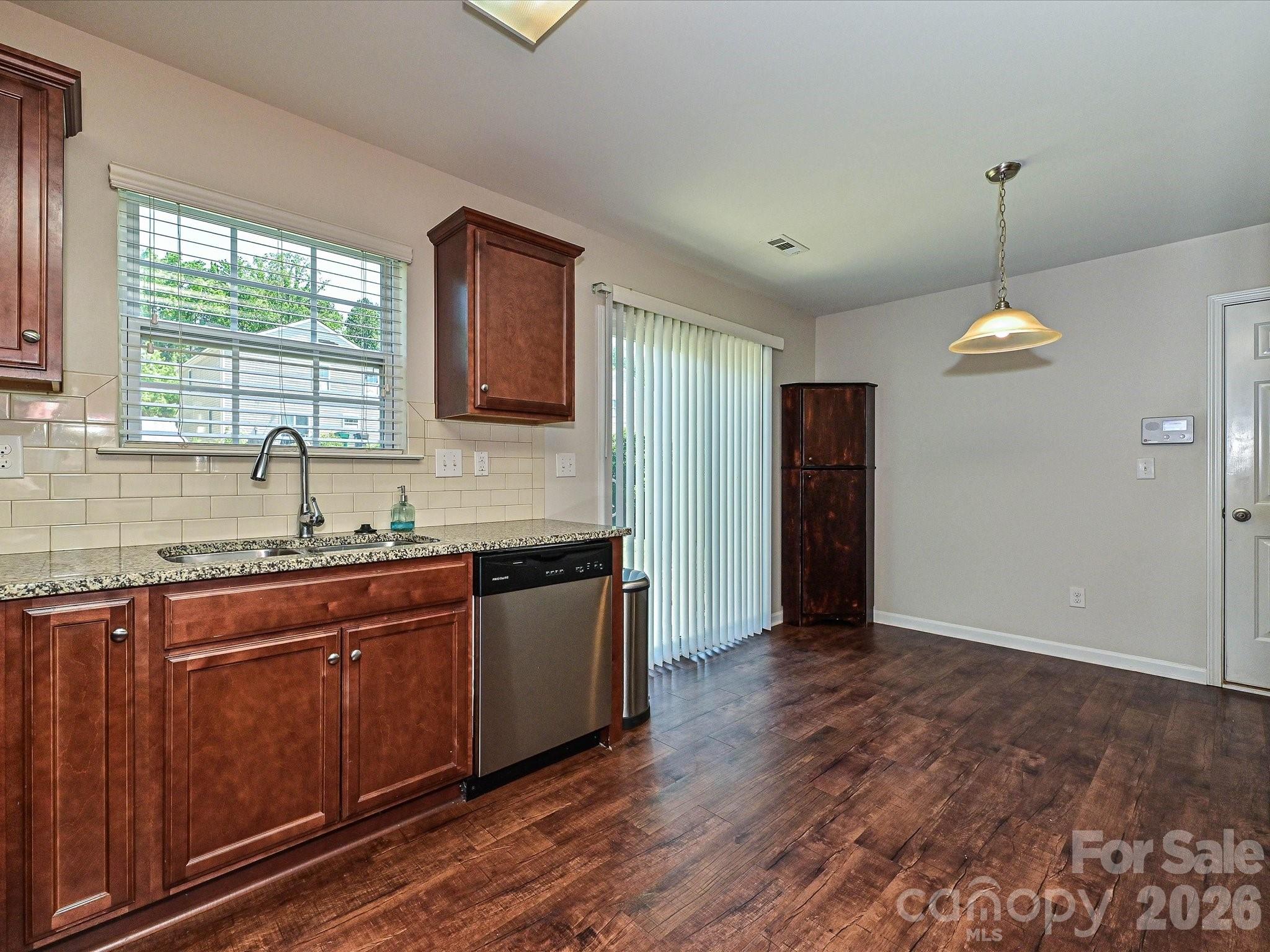 6709 Broad Valley Court — Charlotte