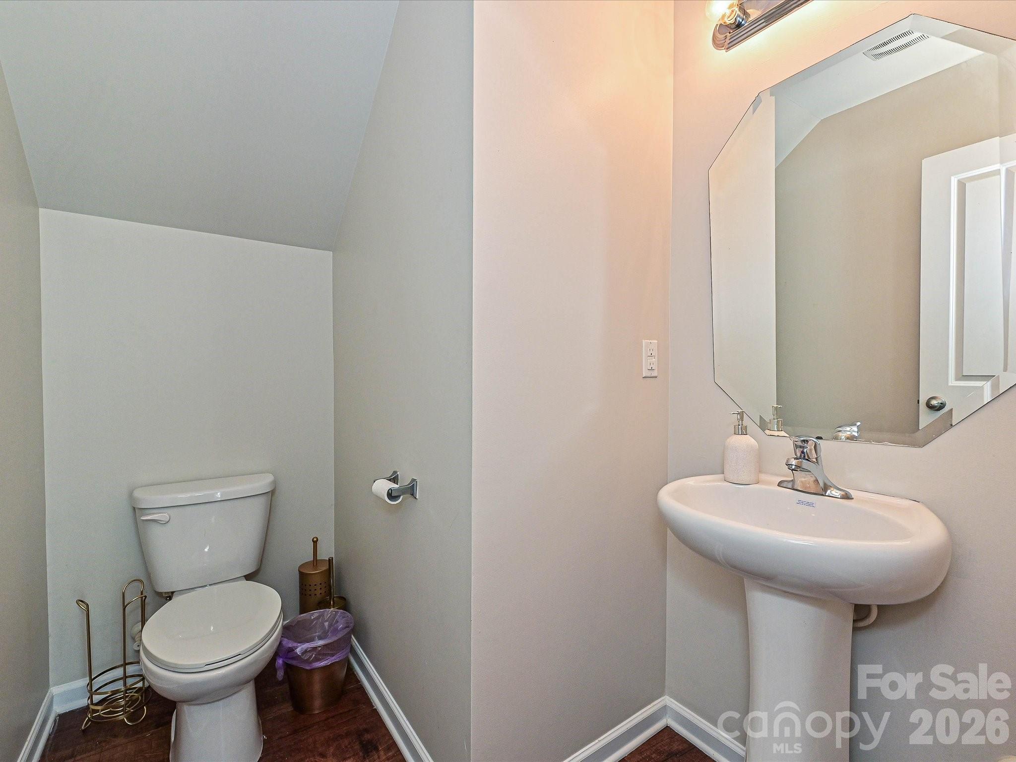 6709 Broad Valley Court — Charlotte