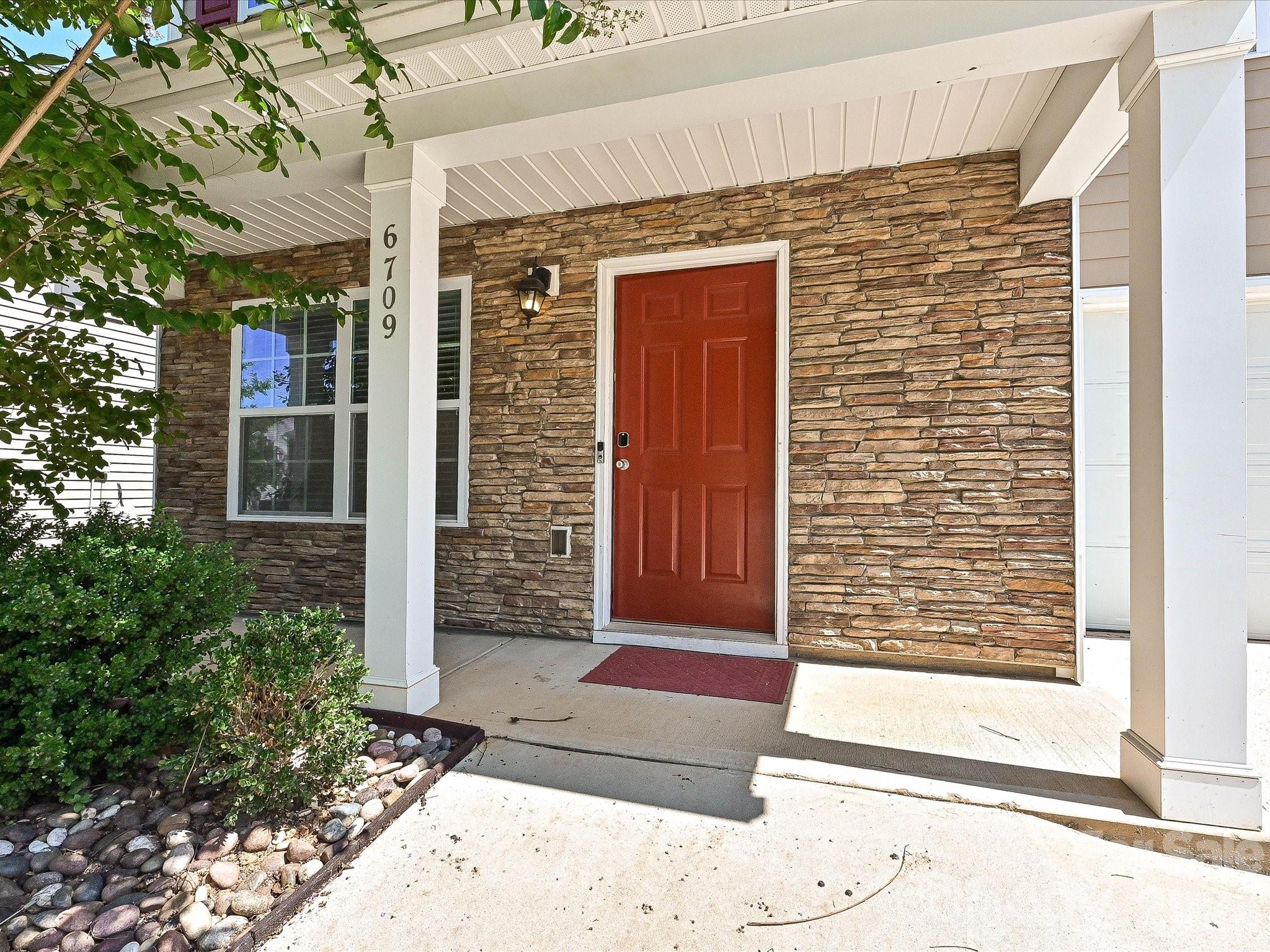 6709 Broad Valley Court — Charlotte