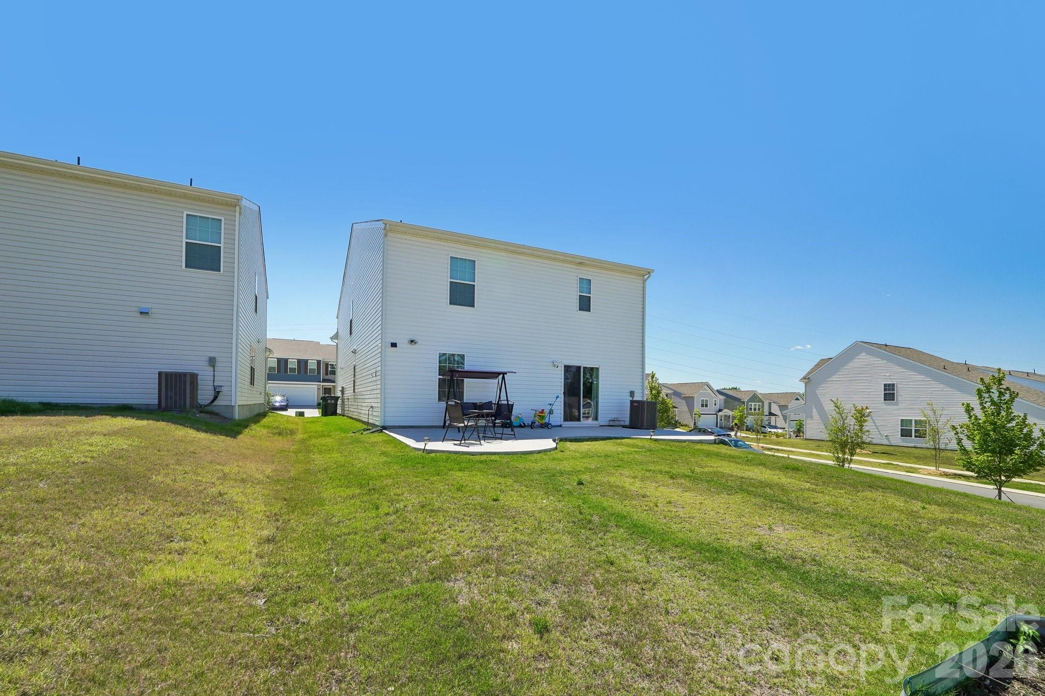 15142 Windy Plains Road — Charlotte
