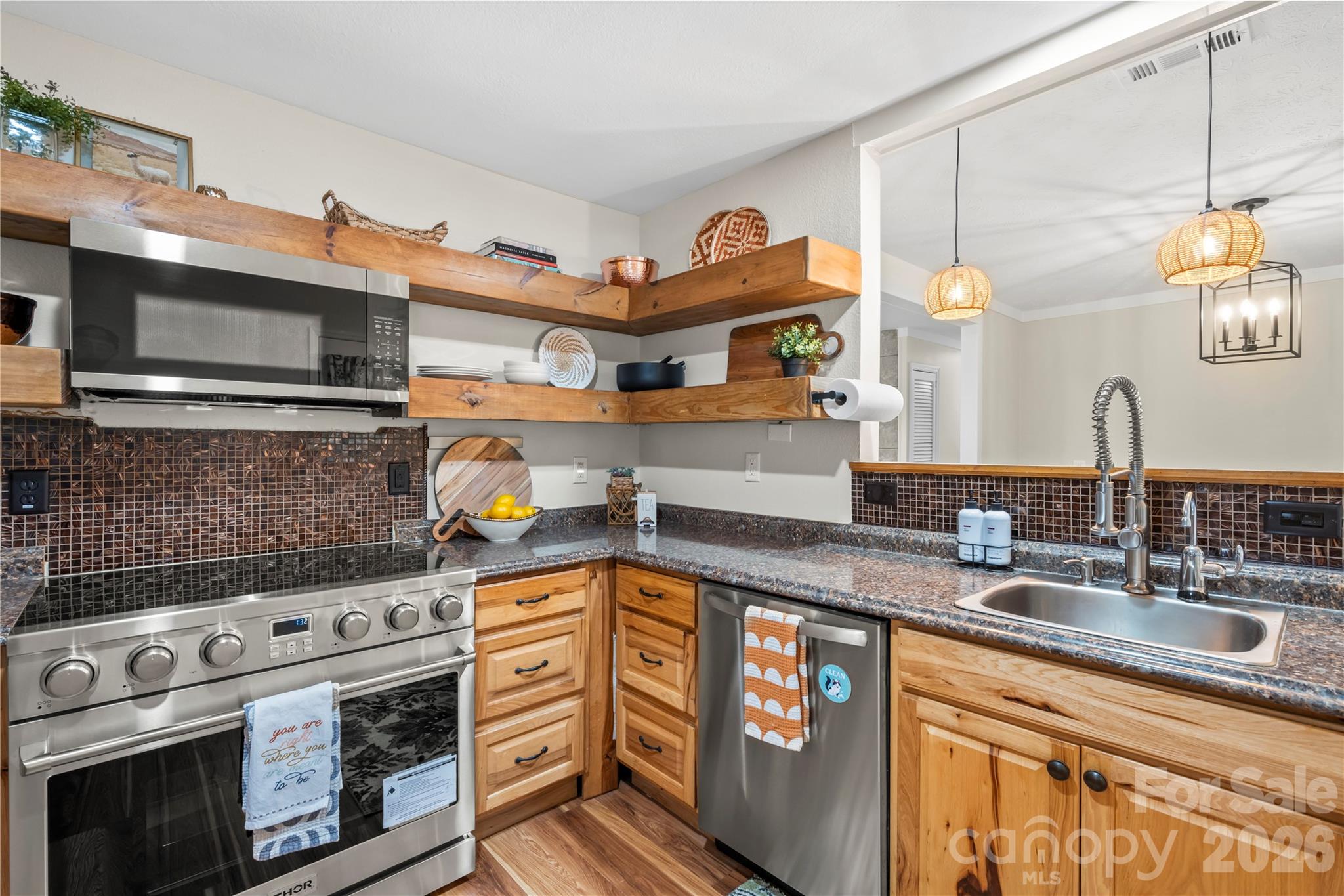 2323 Greater Druid Hills Boulevard — Hendersonville