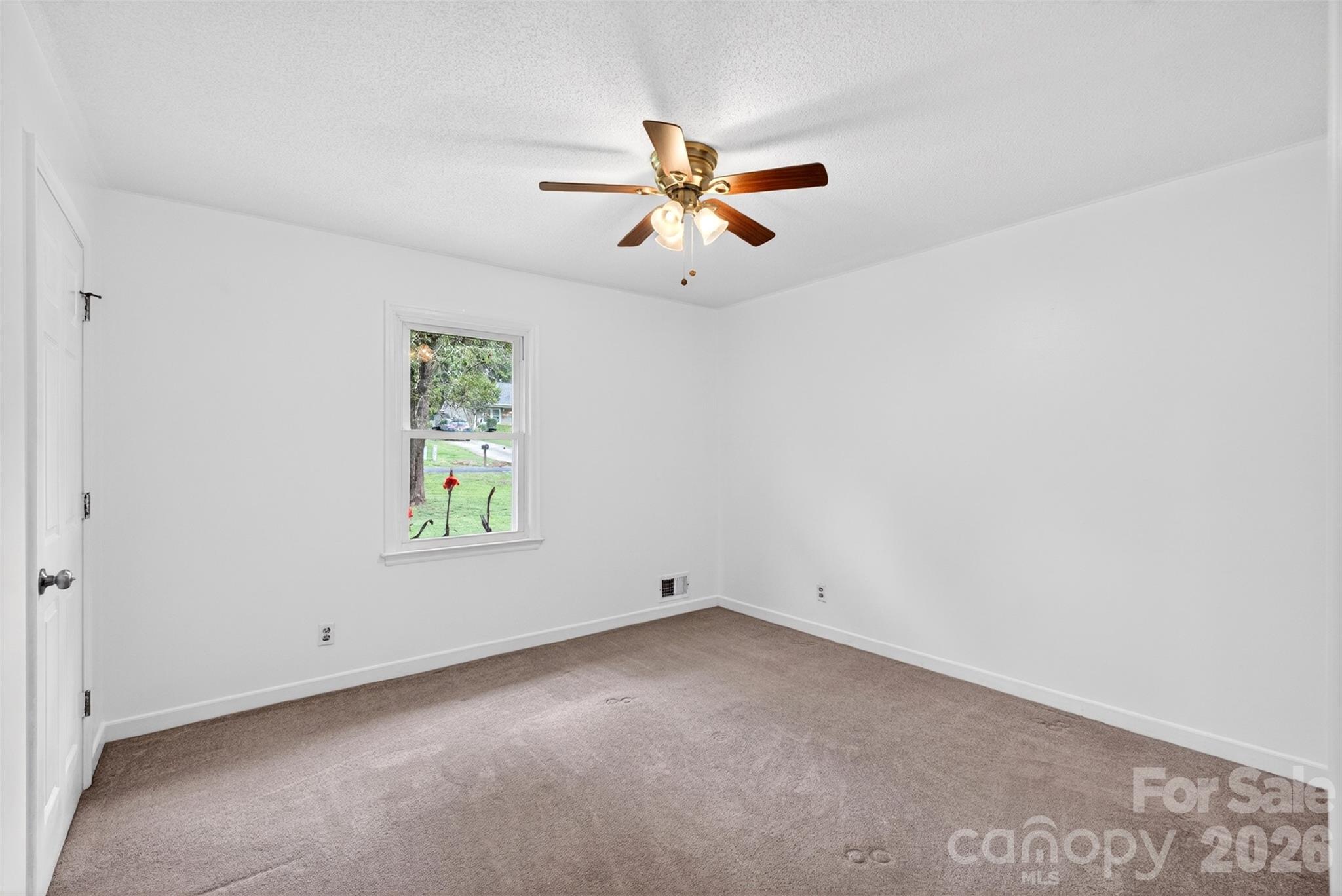 109 Woodruff Court — Moore