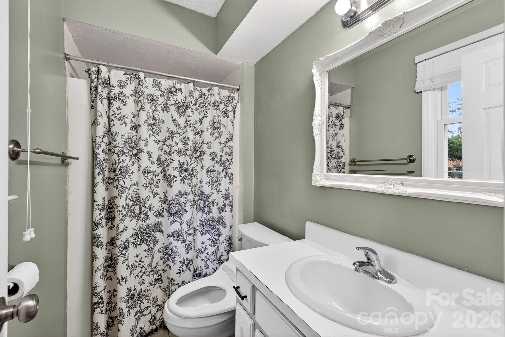 109 Woodruff Court — Moore