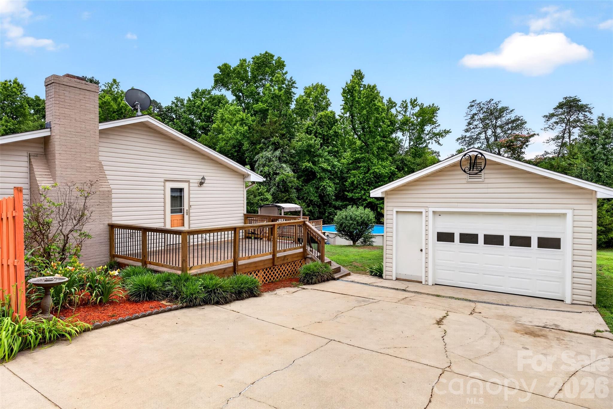 109 Woodruff Court — Moore
