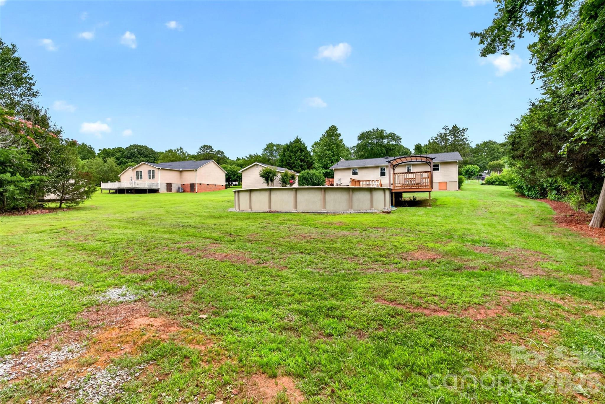 109 Woodruff Court — Moore