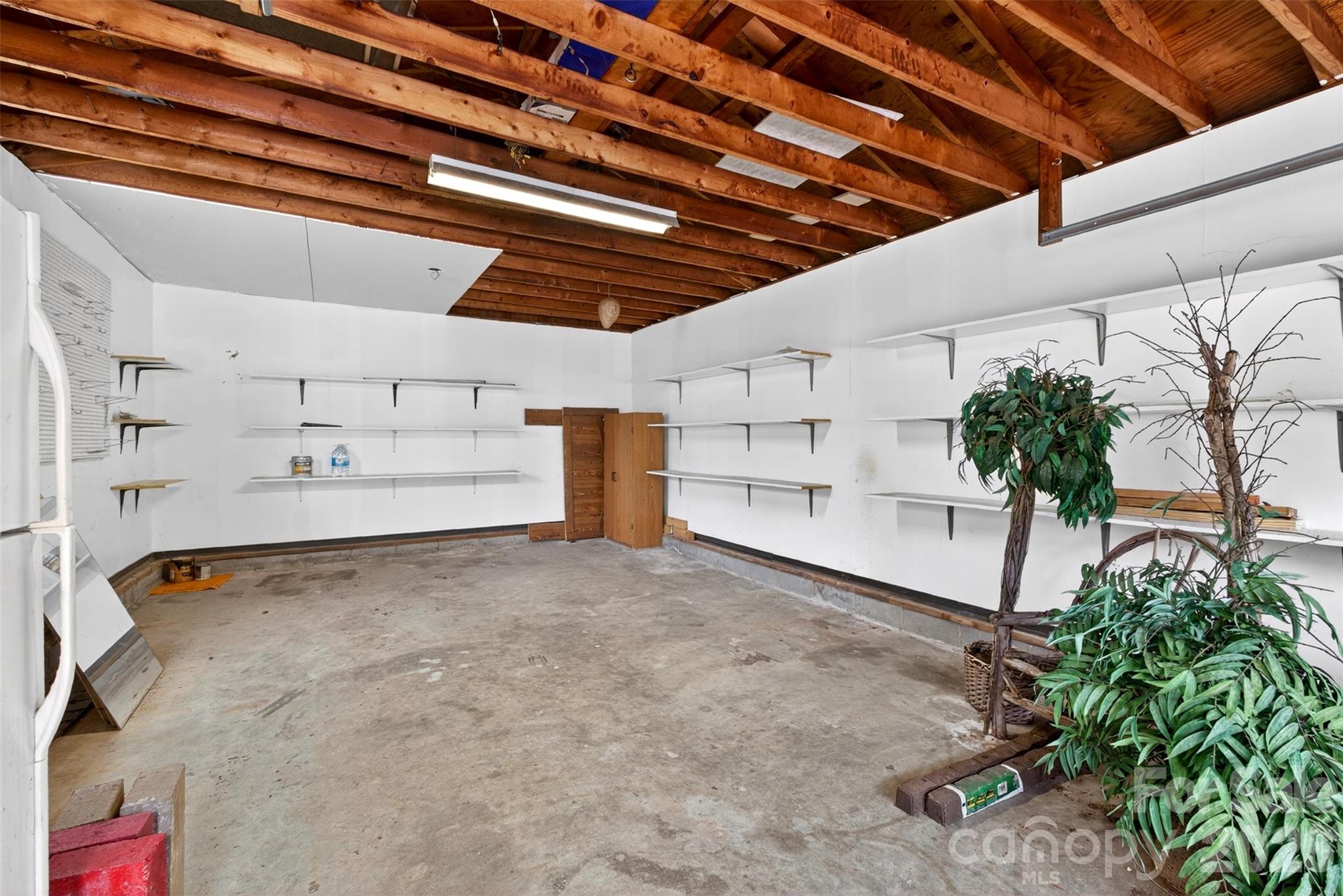 109 Woodruff Court — Moore