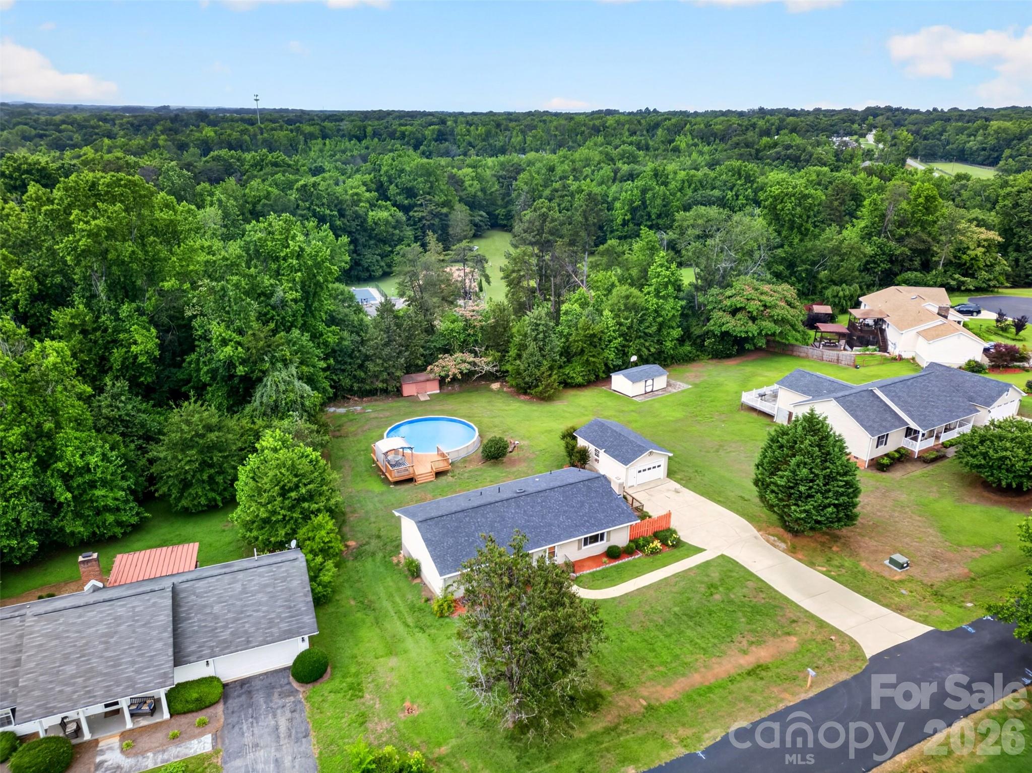 109 Woodruff Court — Moore