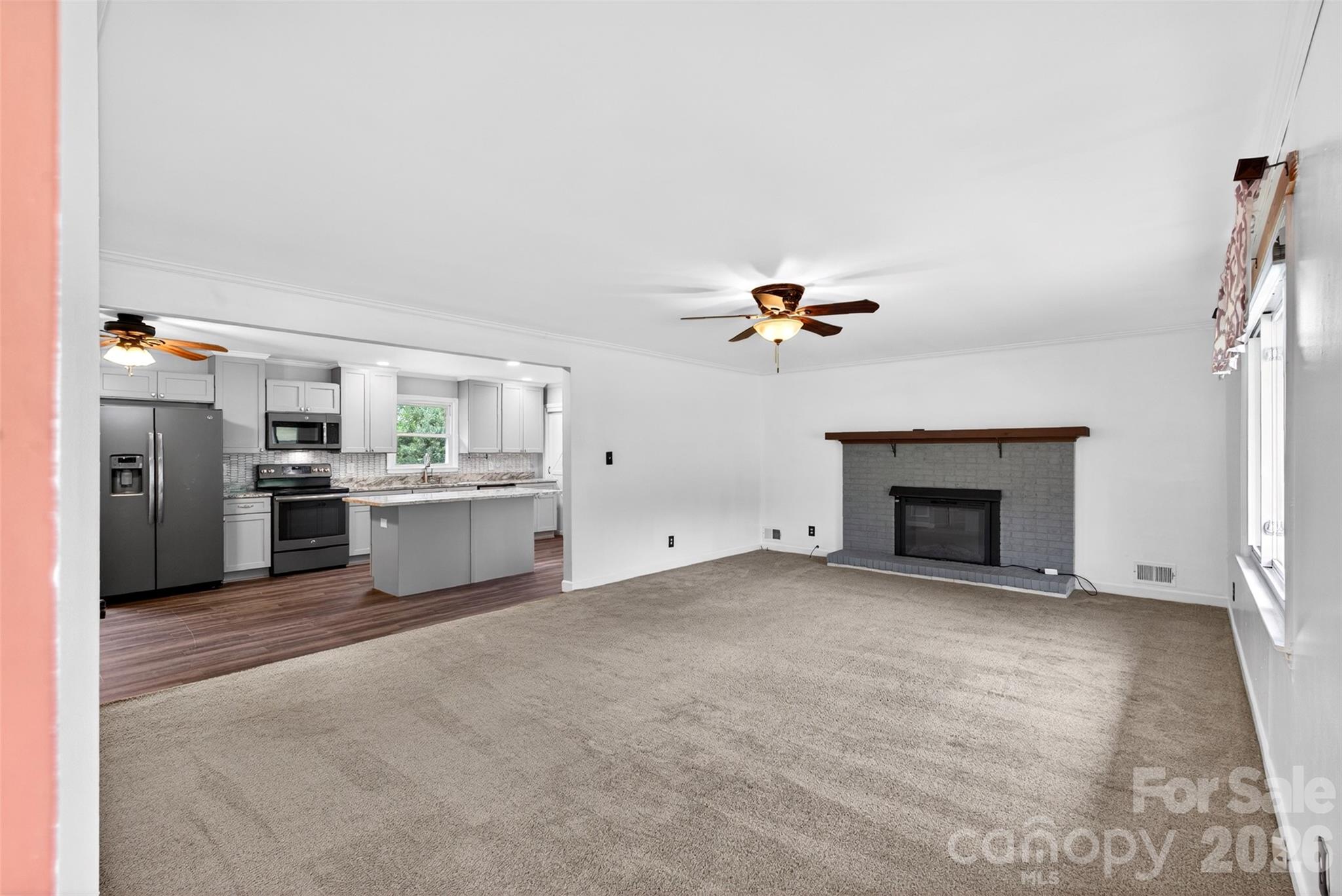 109 Woodruff Court — Moore