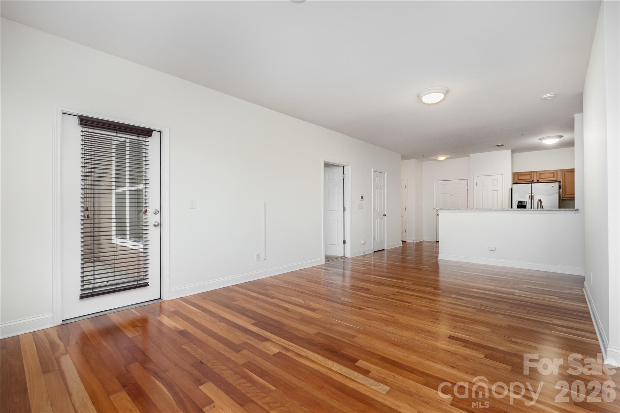 1000 E Woodlawn Road #217 — Charlotte