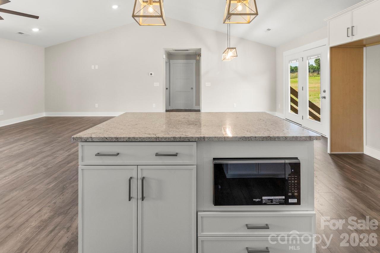 725 Alf Hoover Road — Lincolnton