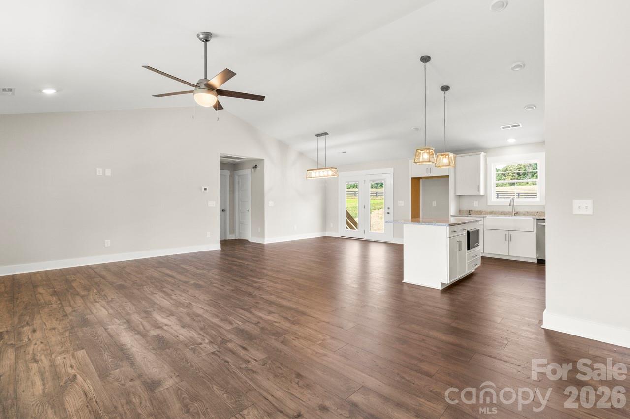 725 Alf Hoover Road — Lincolnton